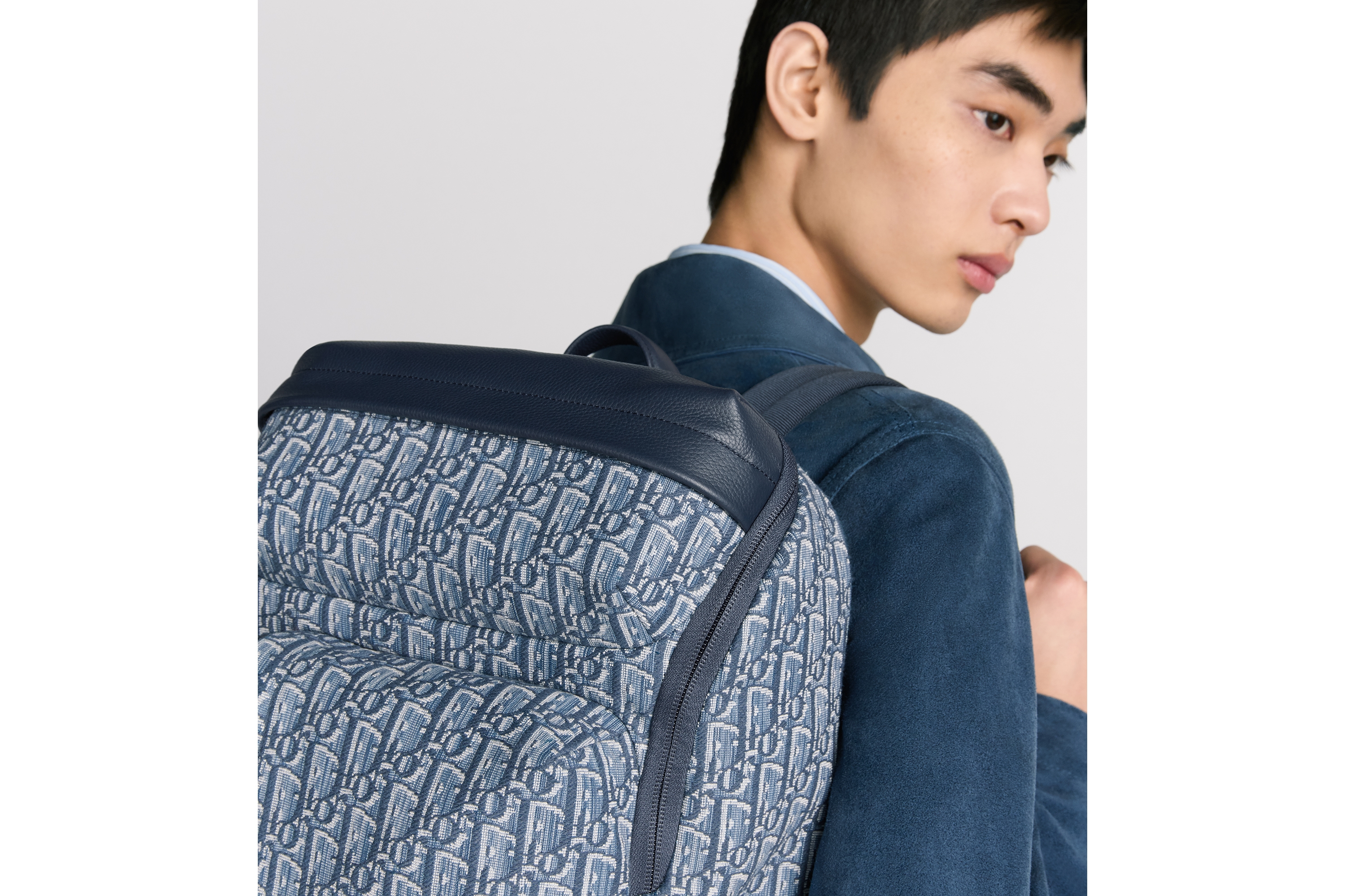 Look Rider Soft Zipped Backpack Blue Dior Oblique Jacquard and Blue Grained Calfskin E20