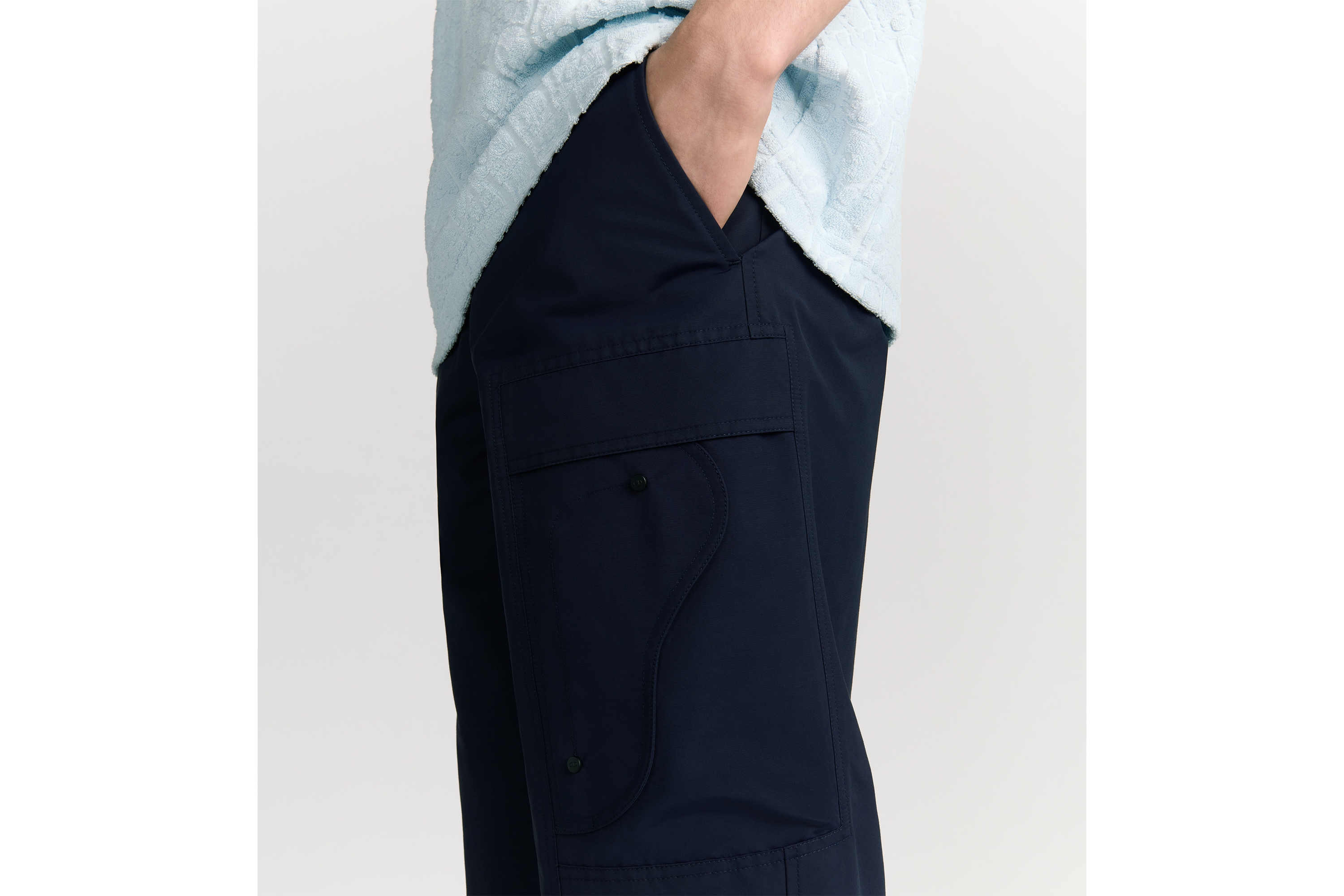 Look Pantalon cargo à poche Saddle Ottoman de coton mélangé bleu marine E16