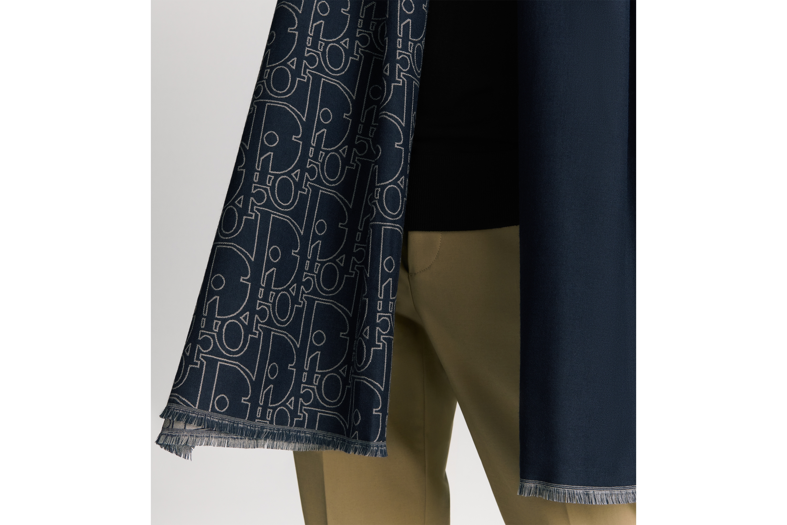 Gradient Dior Gravity Scarf