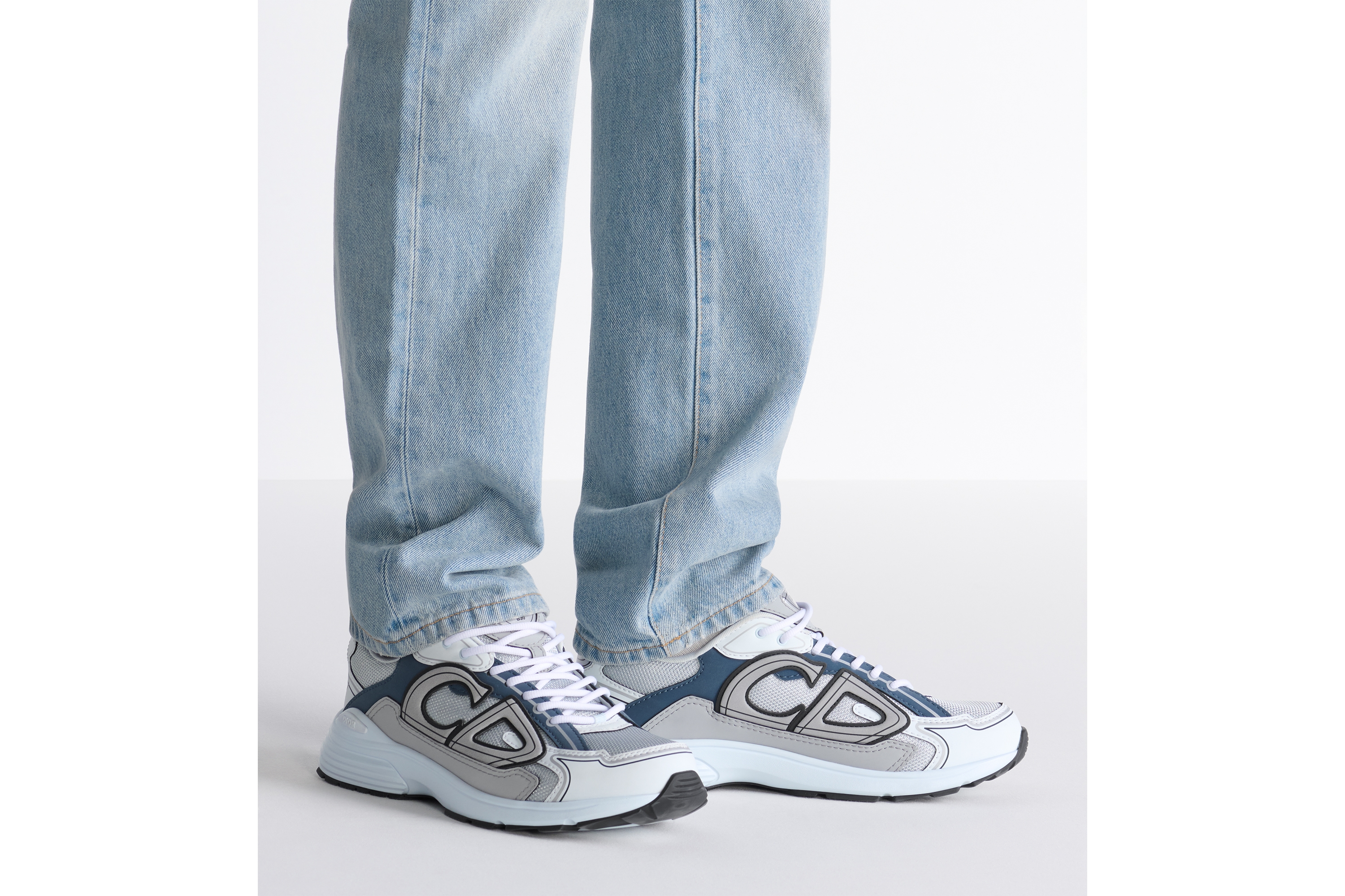 Look Sneaker B30 Countdown Maille technique grise et tissu technique bleu clair, bleu et gris E23