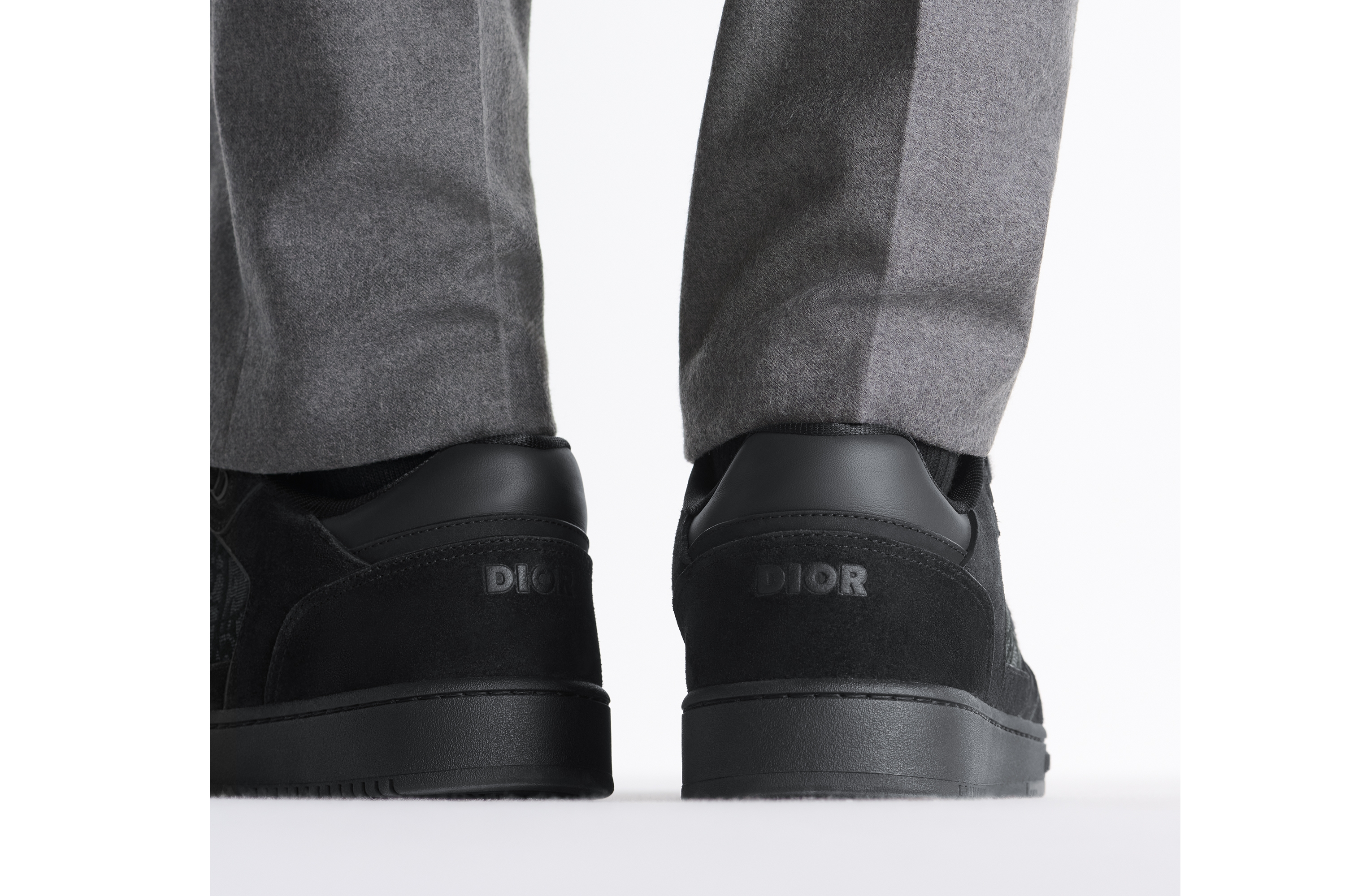 B27 Uptown Low-Top Sneaker