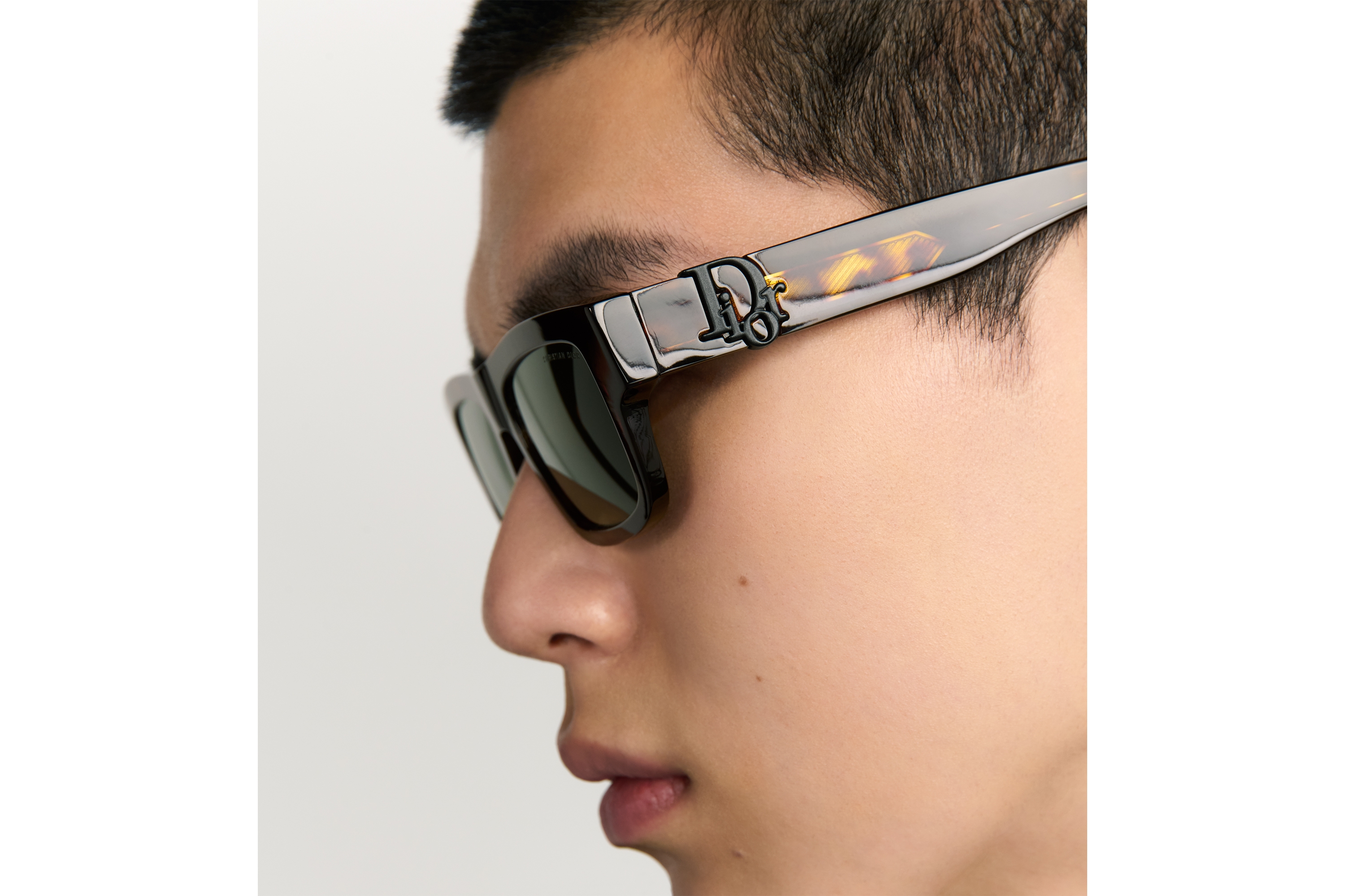 Look Dior Oblique S3I Brown Tortoiseshell-Effect Rectangular Sunglasses E30