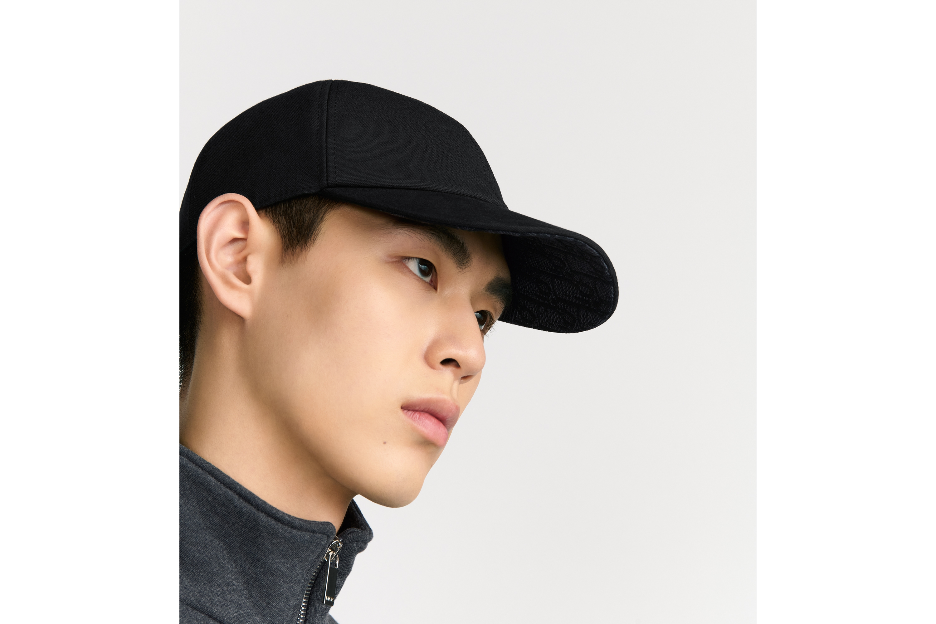 look_image_alt_prefix Boné com viseira Dior Oblique Canvas de algodão preto E27