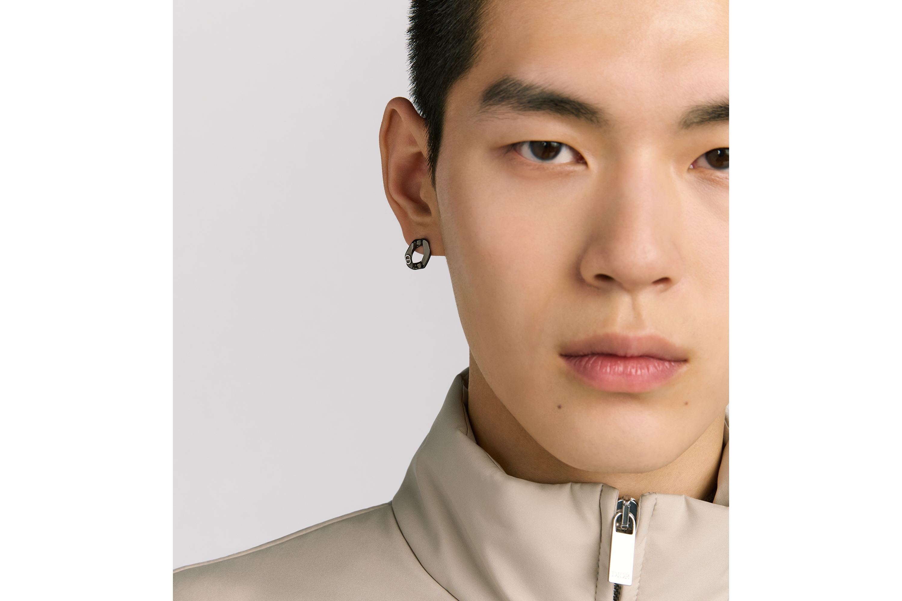 Dior Contrast ピアス 真鍮 E39