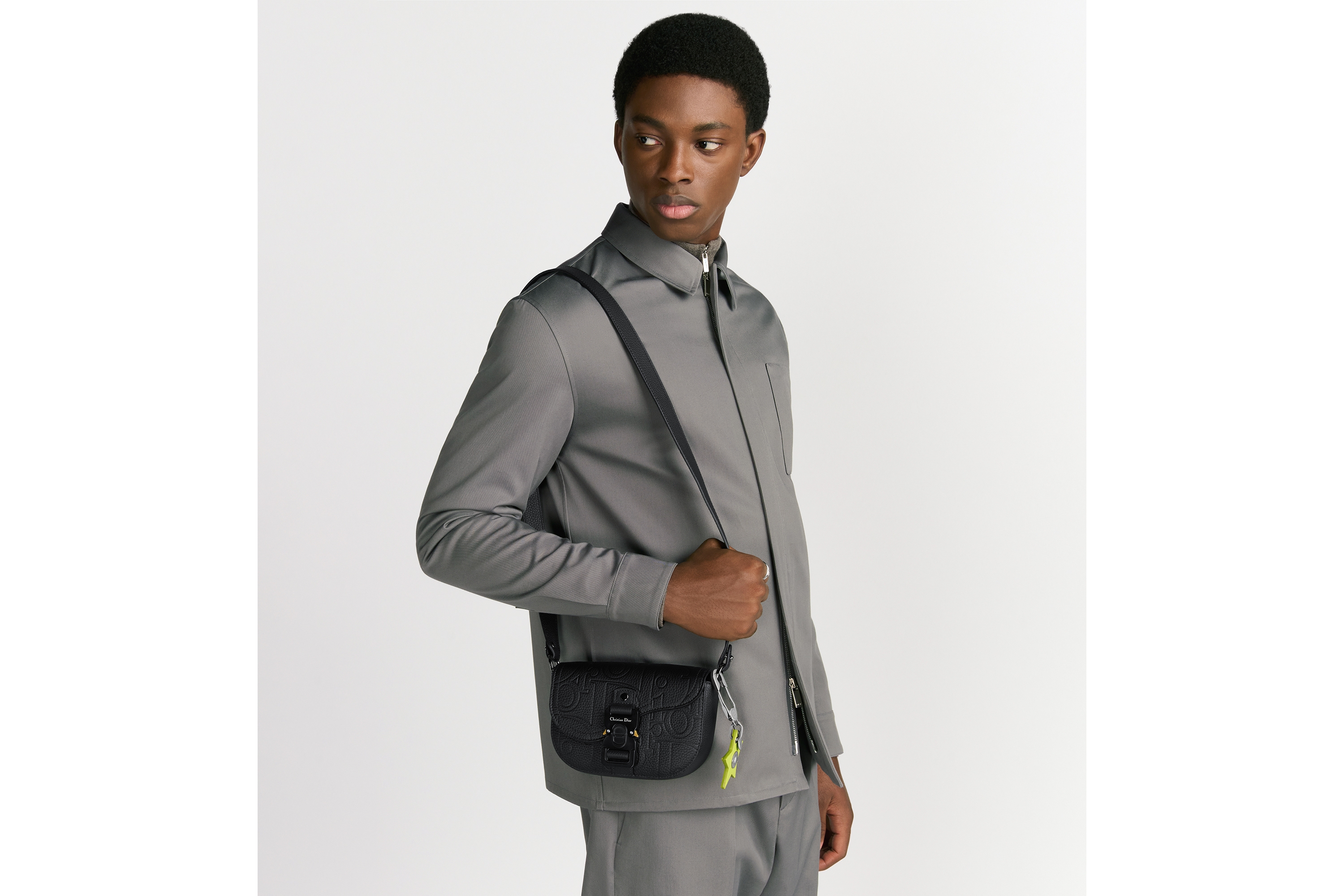 迷你 Saddle 翻蓋郵差袋 黑色 Dior Gravity 皮革 E19