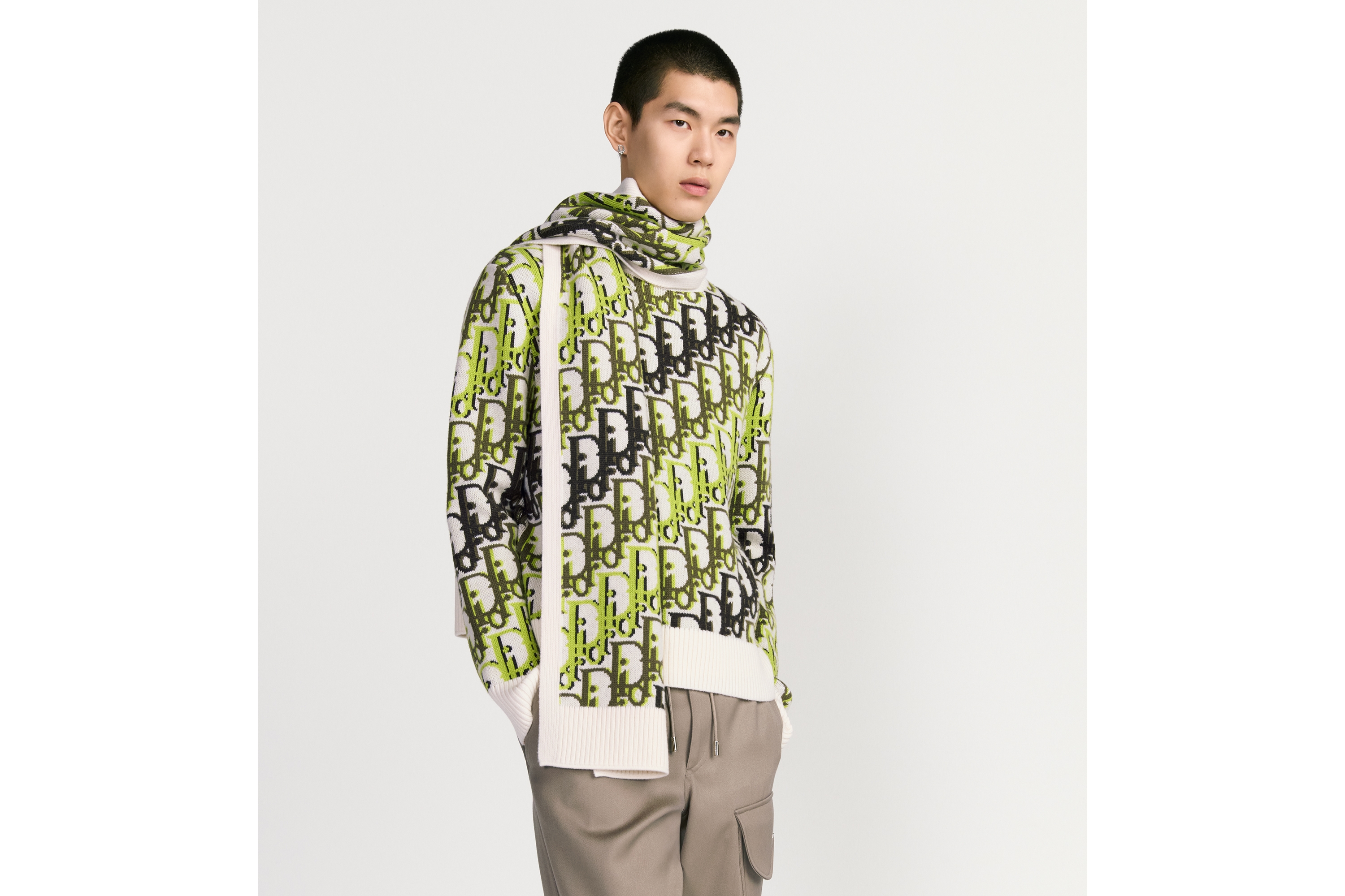 マフラー ディオール オブリーク ウール E32