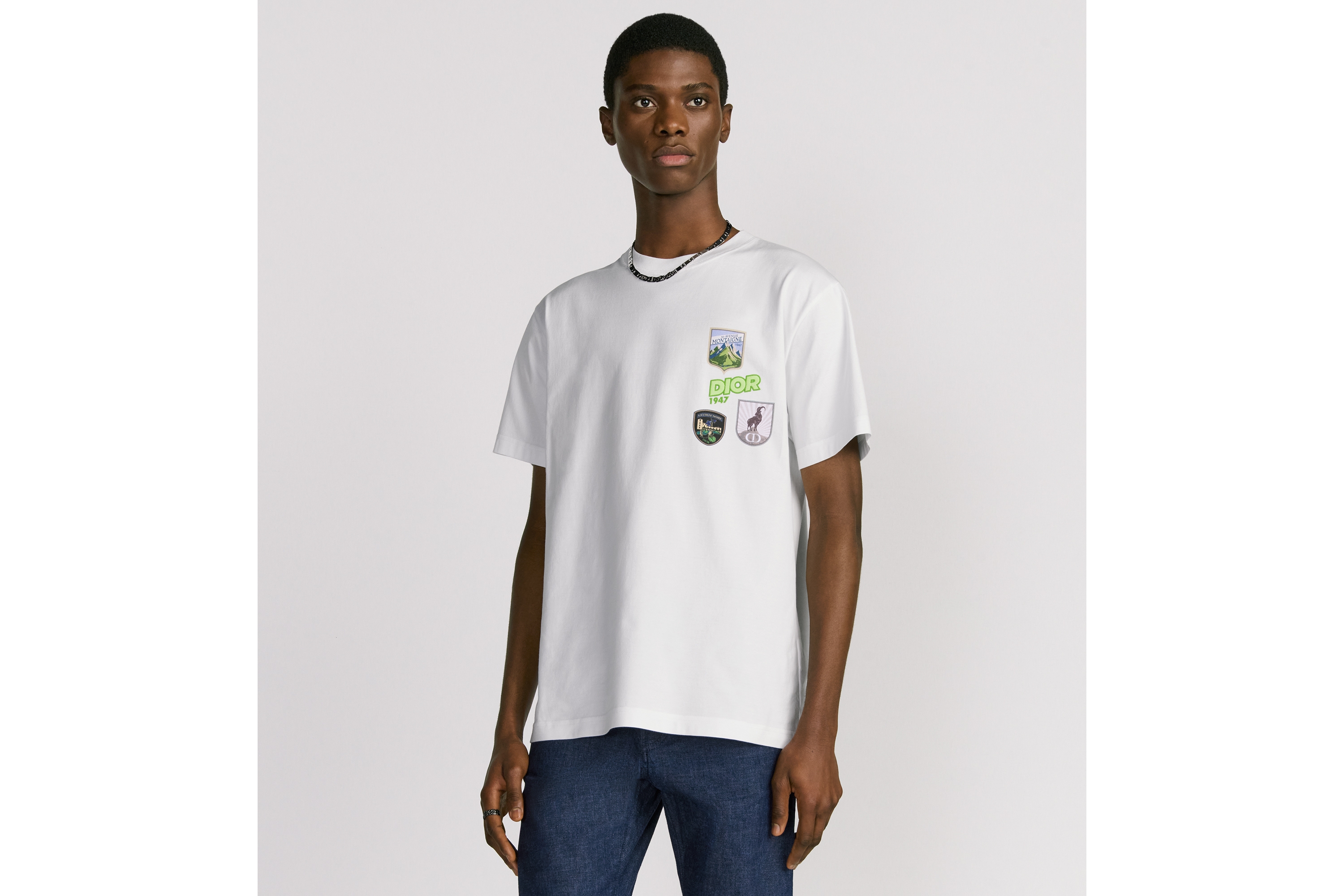 look_image_alt_prefix Dior Mountain 티셔츠, 캐주얼 핏 화이트 코튼 저지 E07