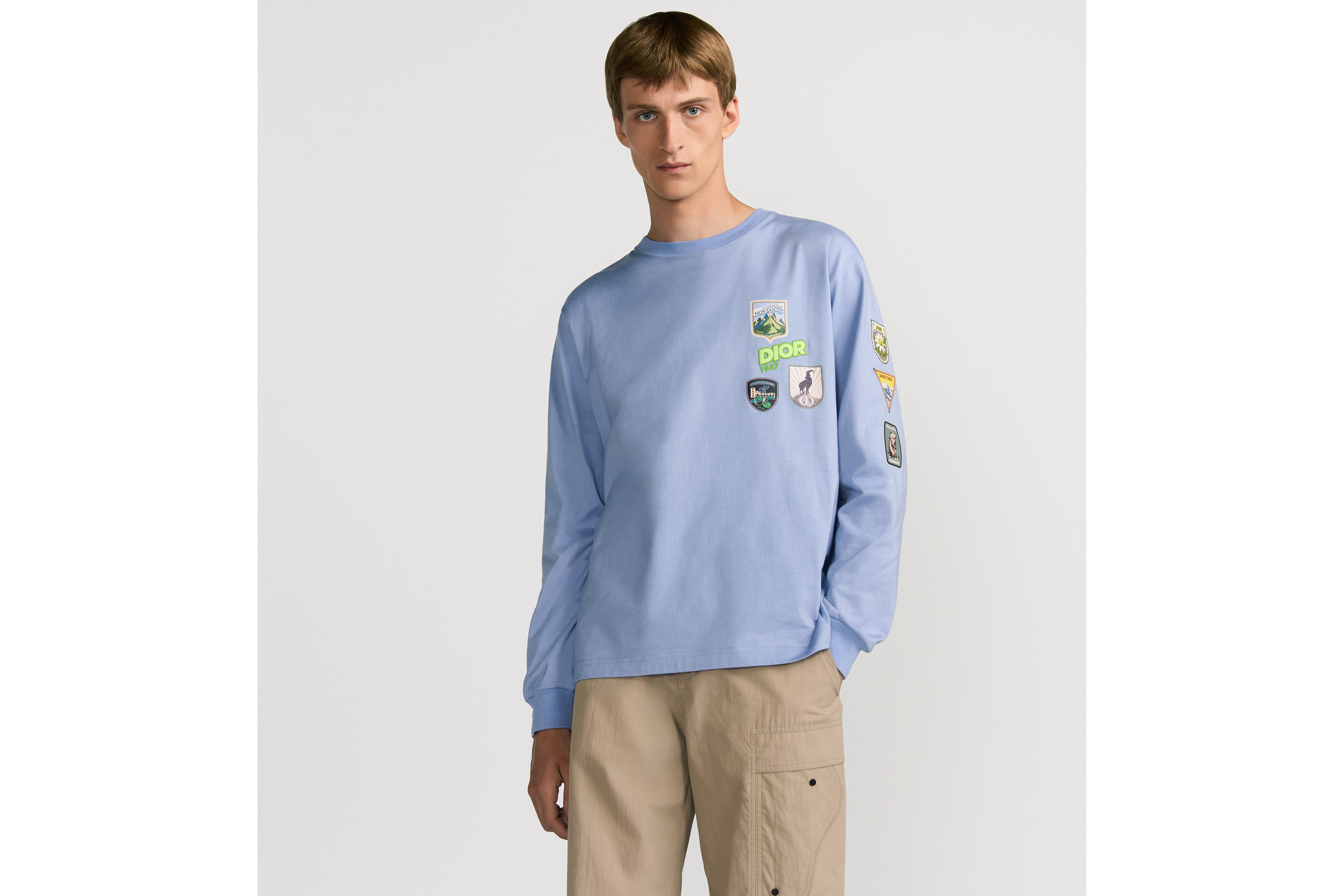 look_image_alt_prefix Dior Mountain 롱 슬리브 티셔츠, 캐주얼 핏 블루 코튼 저지 E07