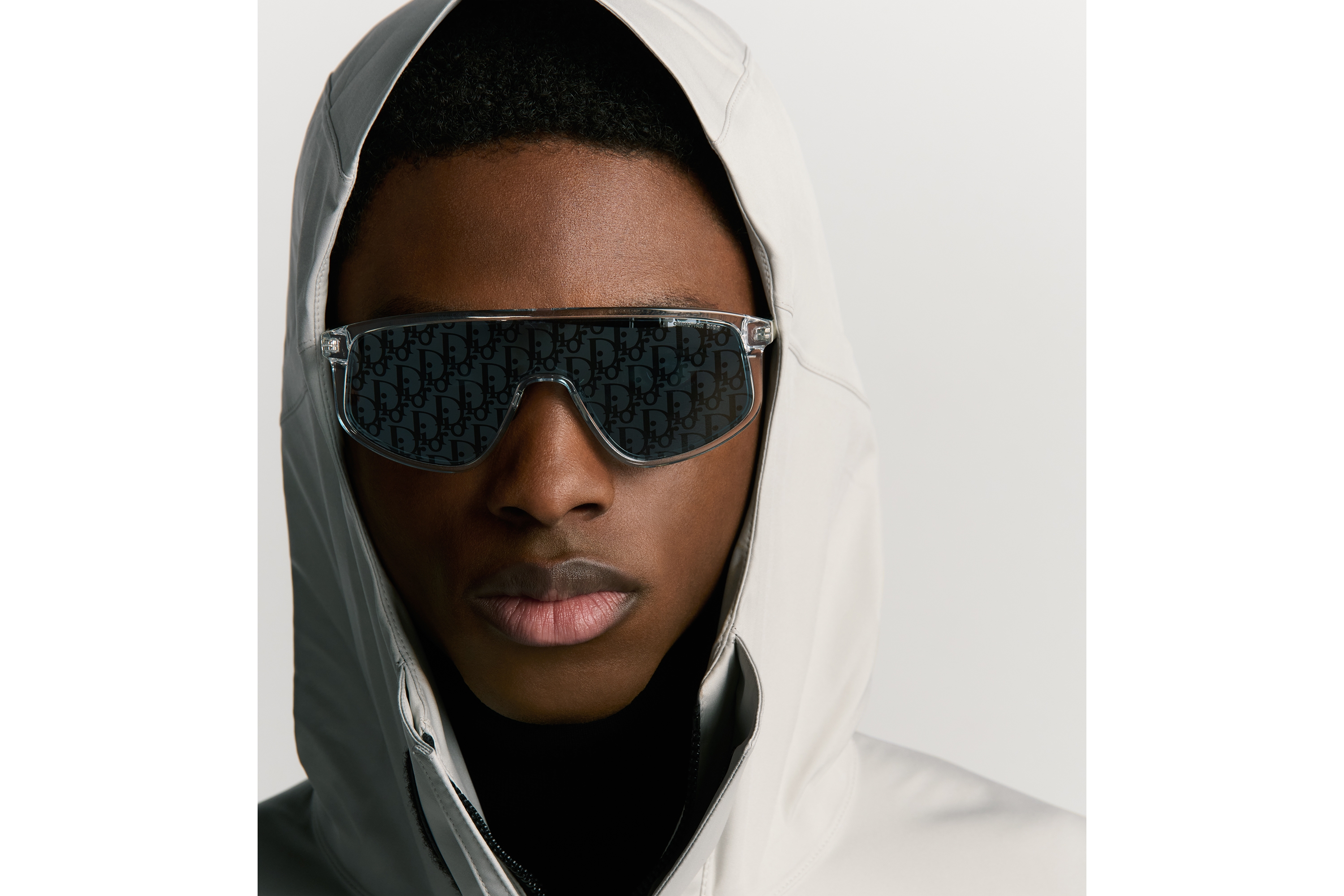 DiorTag M1F 선글라스 크리스탈 톤 E29