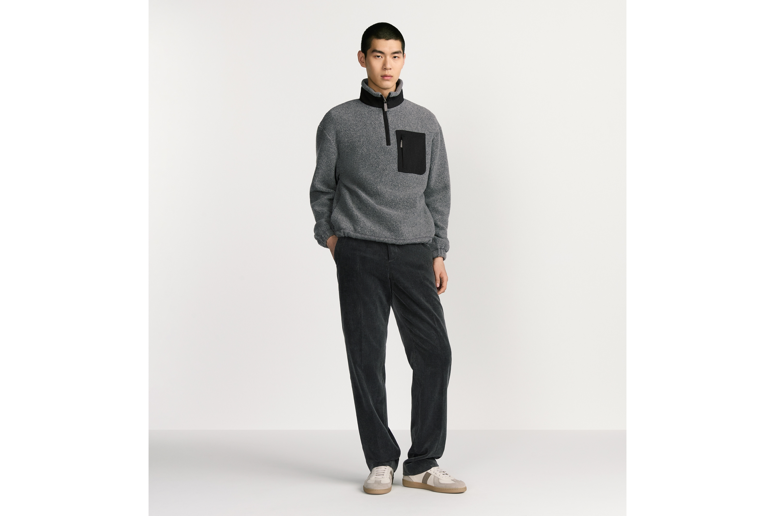 Look Dior Icons Sweatshirt Gray Cashmere-Virgin Wool Fleece E08
