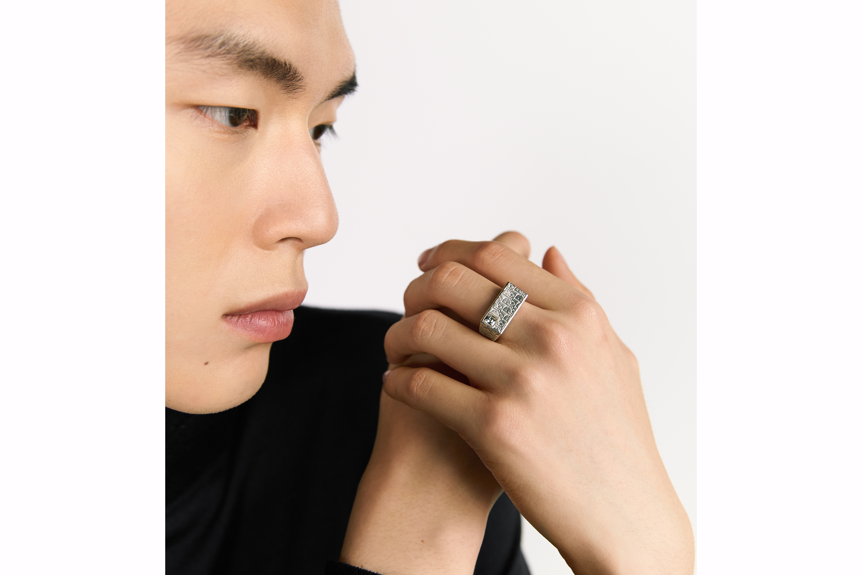 Dior Sparkle Signet Ring