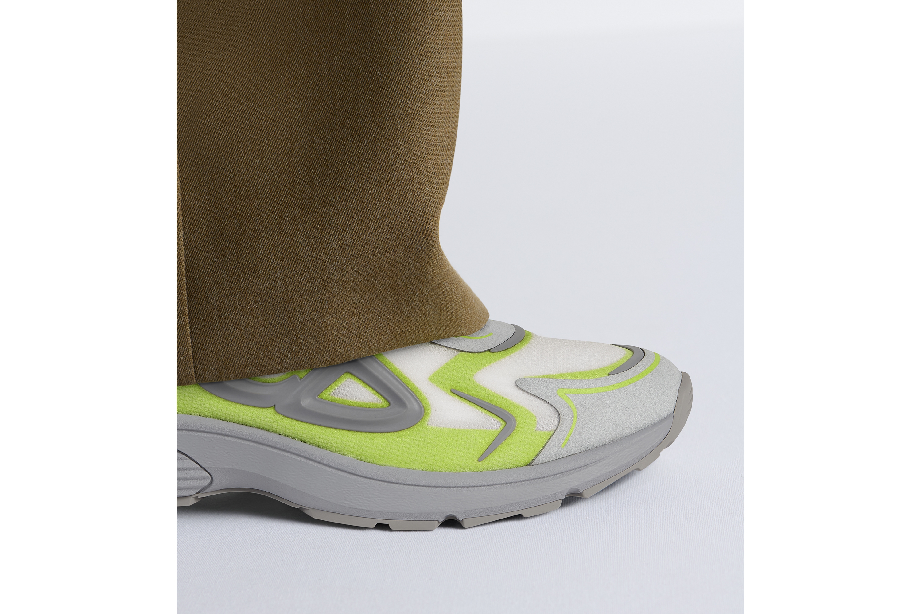 Look B30 Countdown Tech Sneaker White Semi-Transparent N3O Nylon, Gray and Green Technical Fabric and Gray Rubber E24