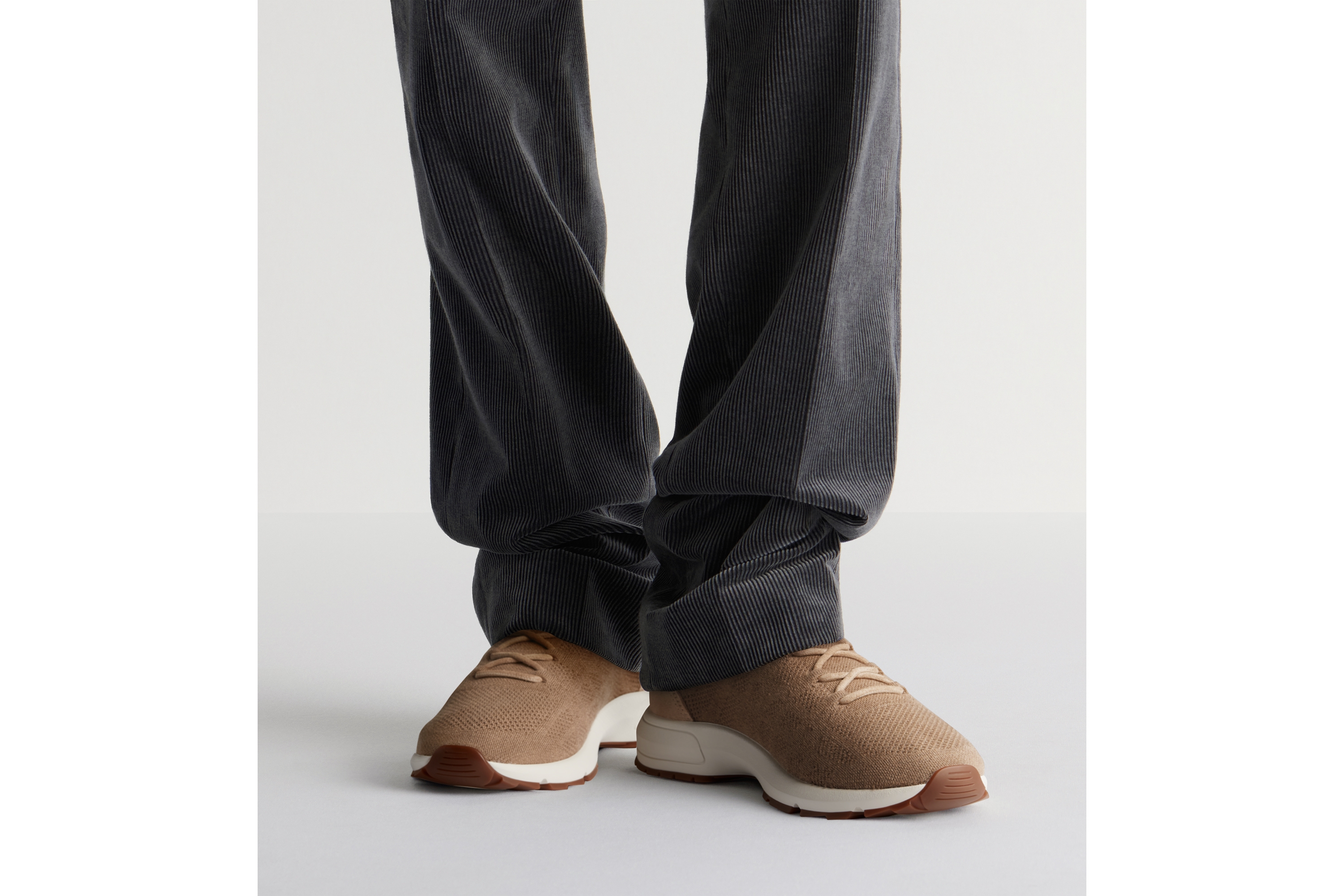 Look B80 Lounge Sneaker Beige Cannage Cashmere, Wool and Silk Knit with Beige Suede E23