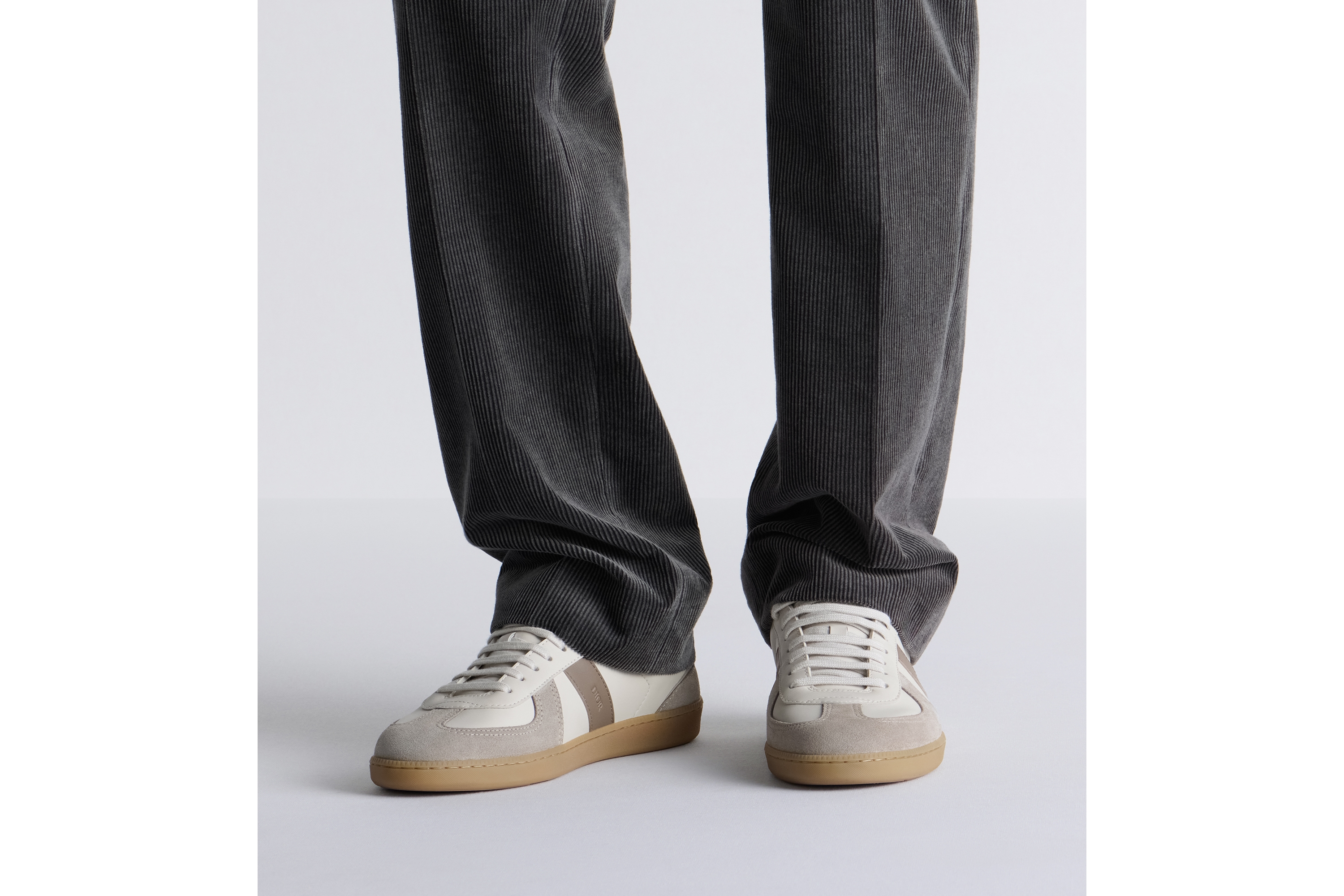 Look B01 Matchpoint Sneaker Gray and White Smooth Calfskin with Gray Suede E23