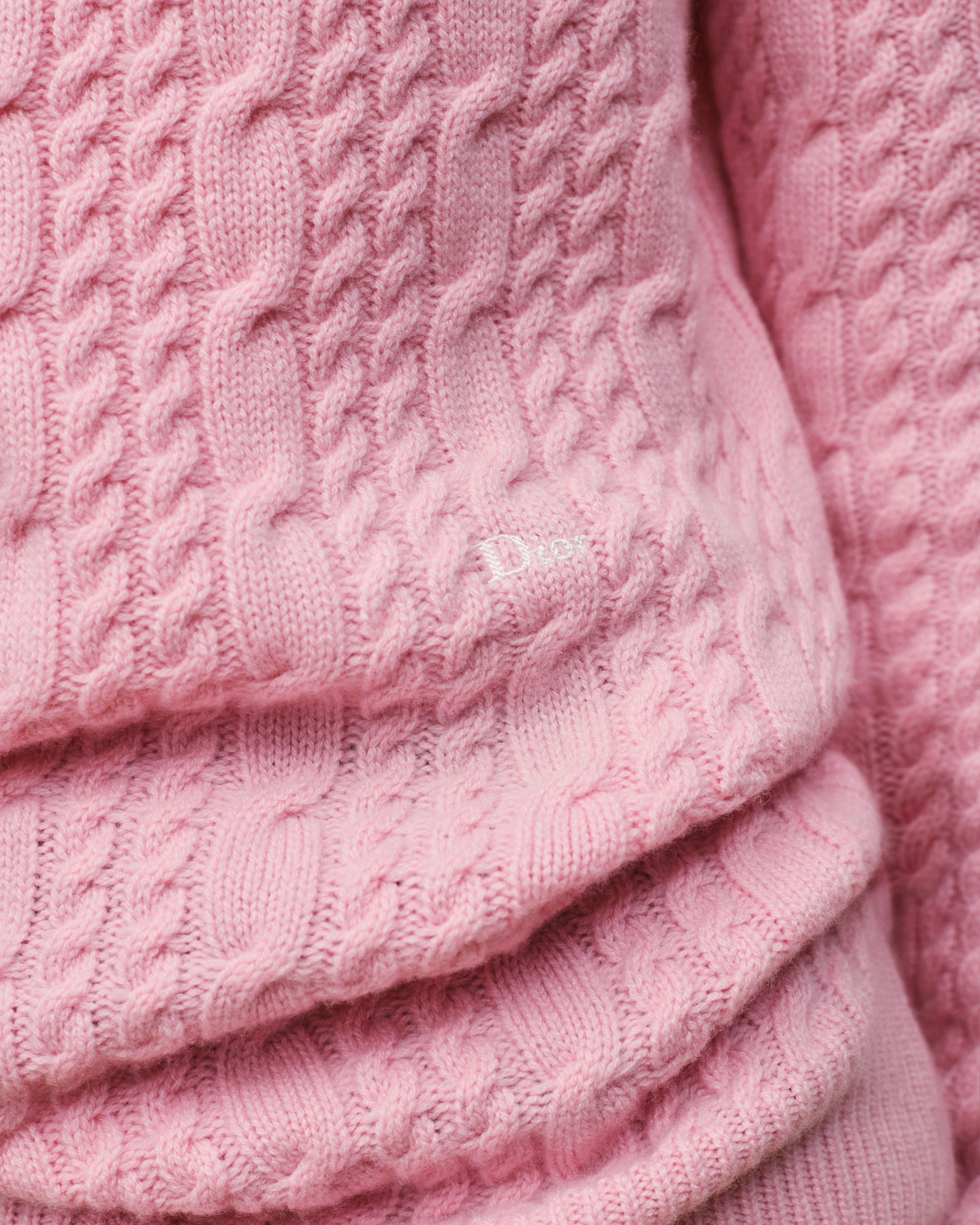 Pull à maille torsadée Maille de cachemire rose E10