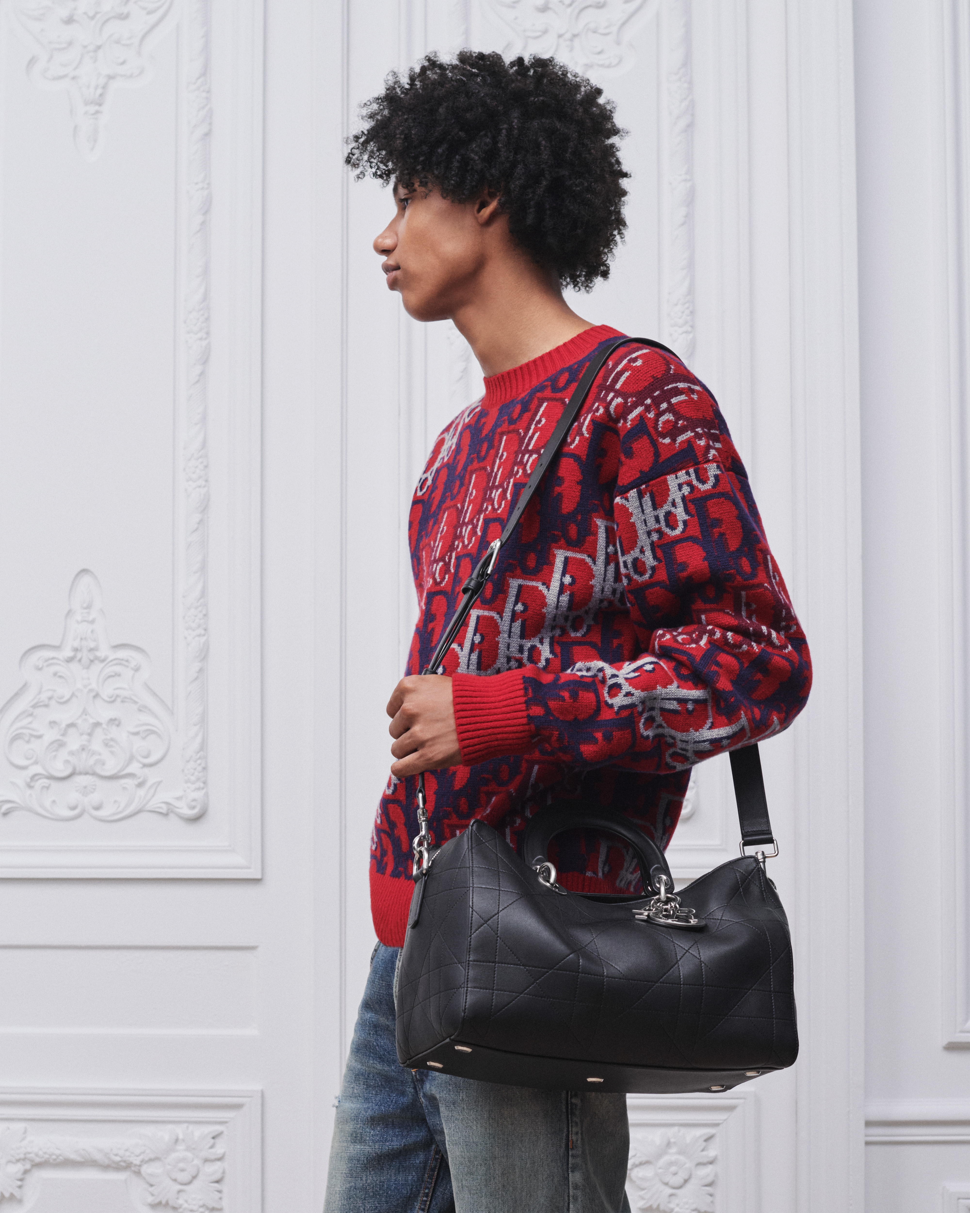 Look Medium Zipped Duffle Bag Black Cannage Calfskin E21