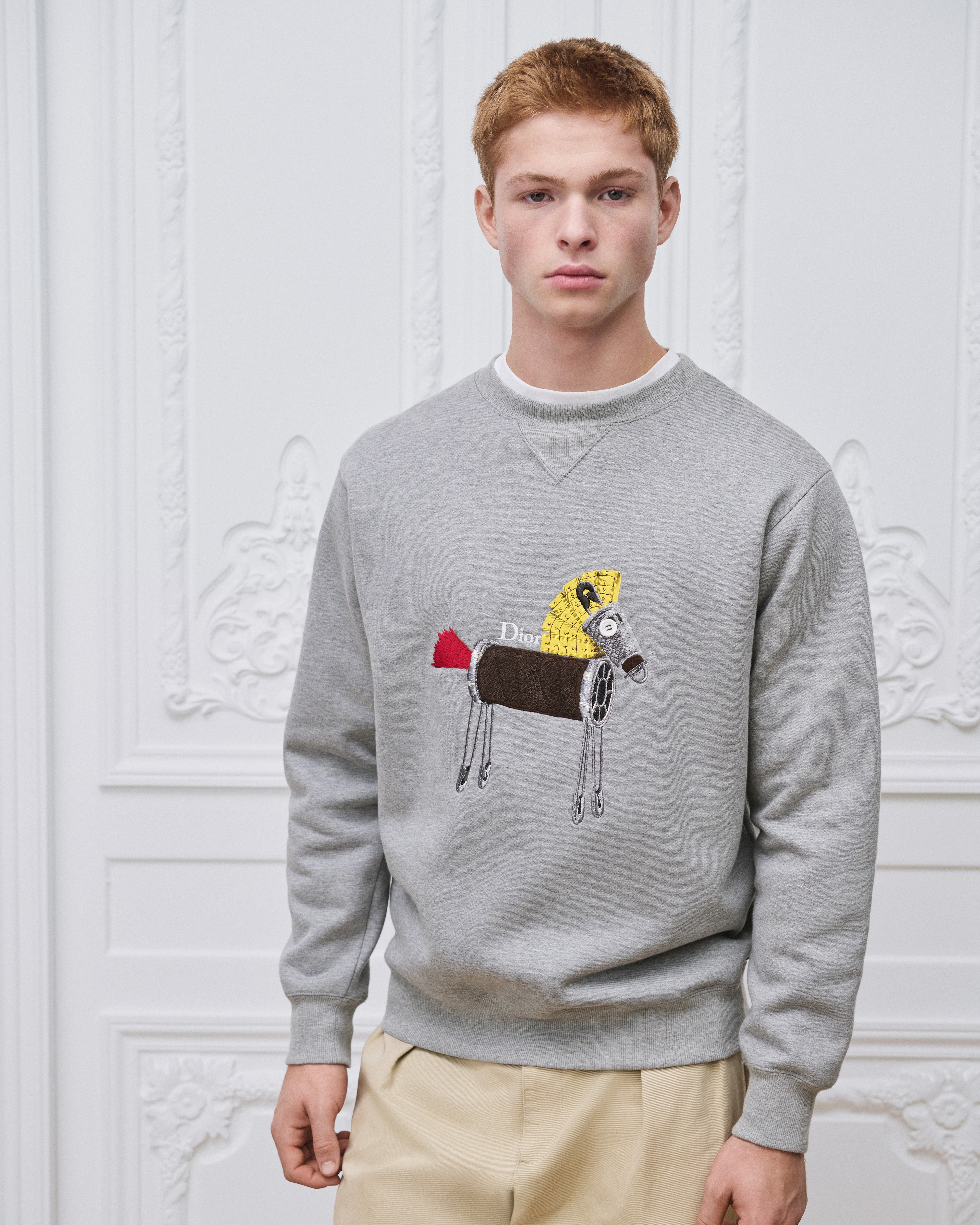 Sweatshirt à broderie cheval Molleton de coton gris E01