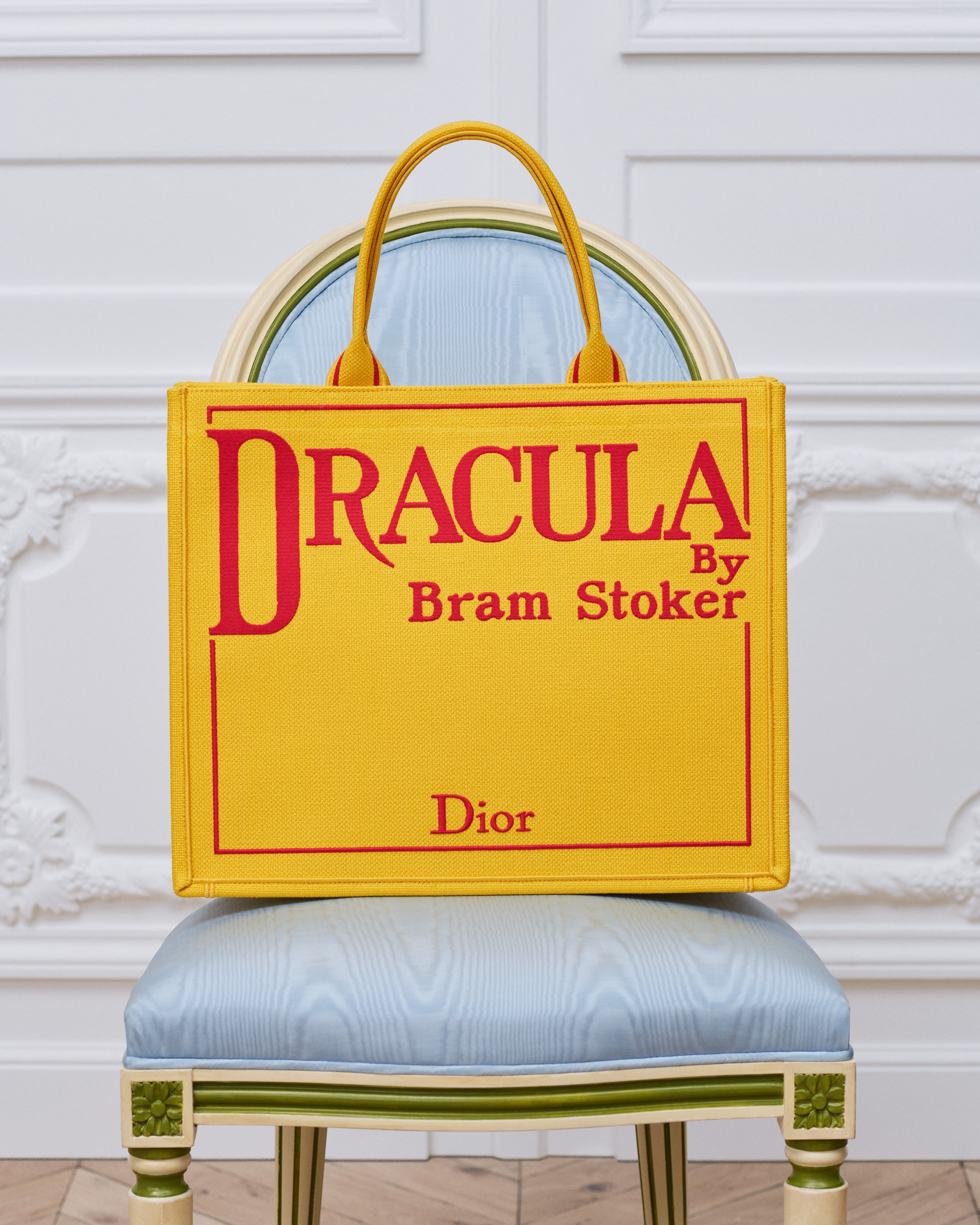 look_image_alt_prefix 大碼 Dior Book Tote 黃色和紅色 Book Cover 刺繡（42 x 35 x 18.5 厘米） E22