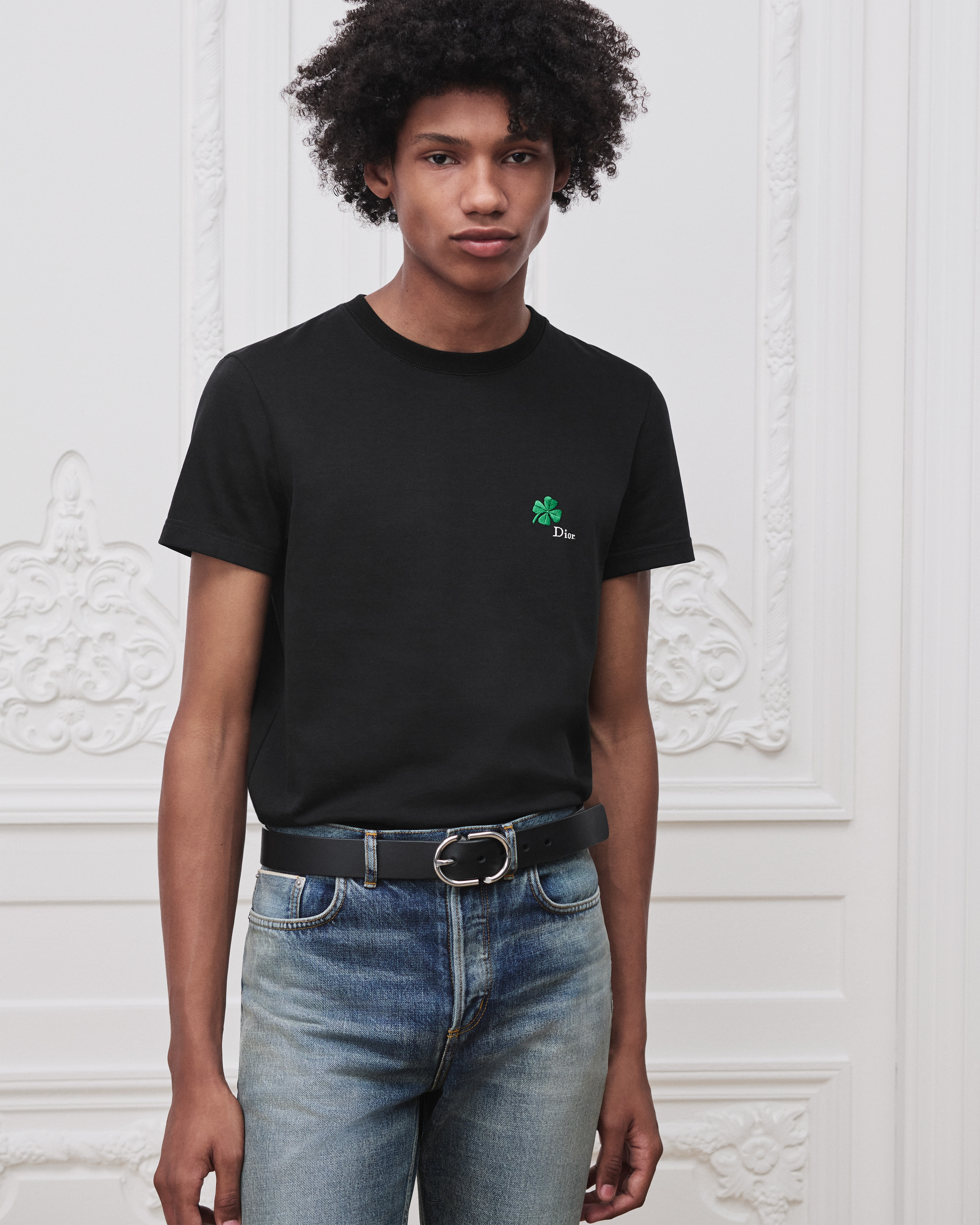 T-shirt à broderie Dior Clover, coupe regular Jersey de coton noir E07
