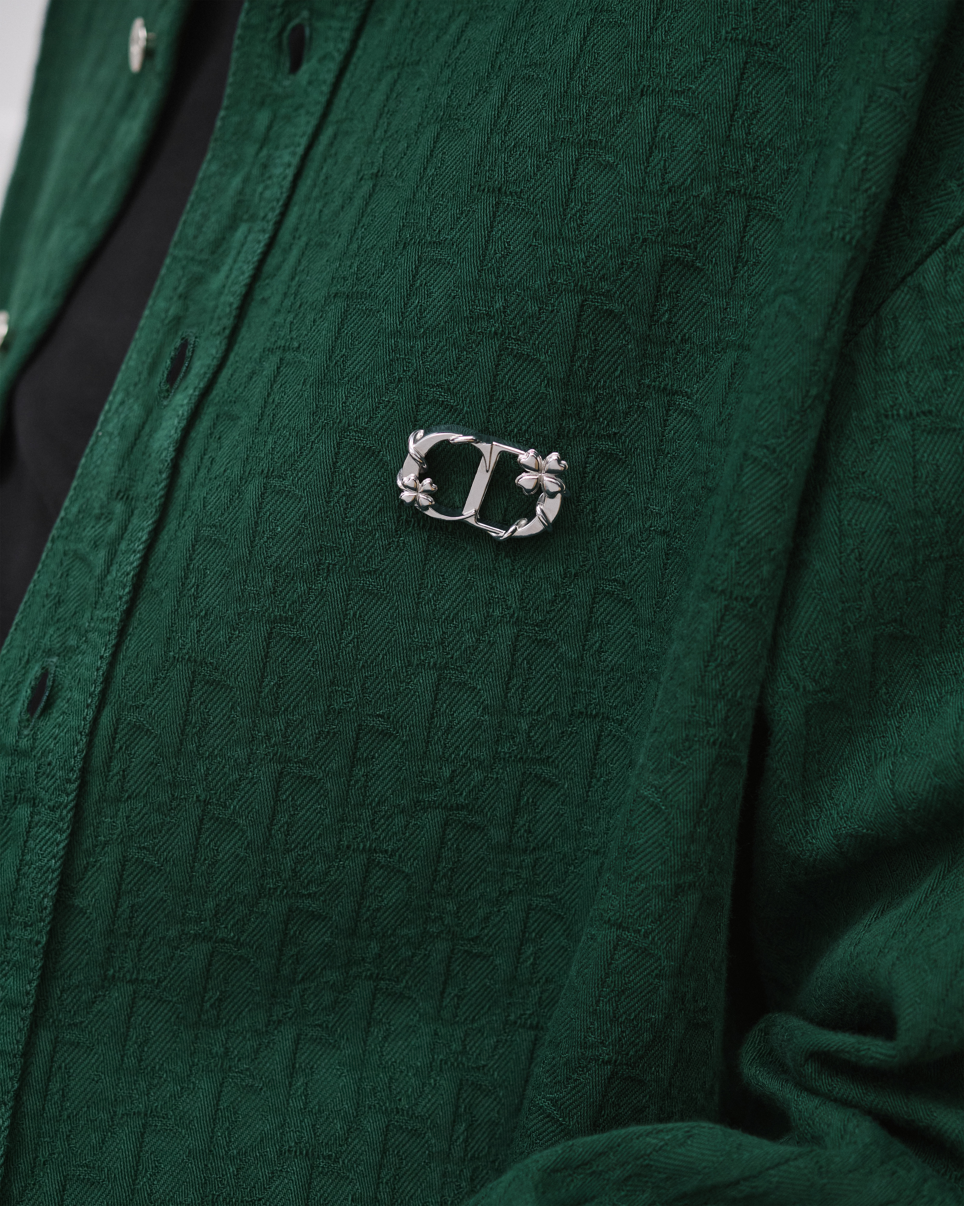 look_image_alt_prefix Dior Roadie 綁帶靴 綠色 Nubuck 磨砂革搭配綠色與海軍藍麂皮 E43