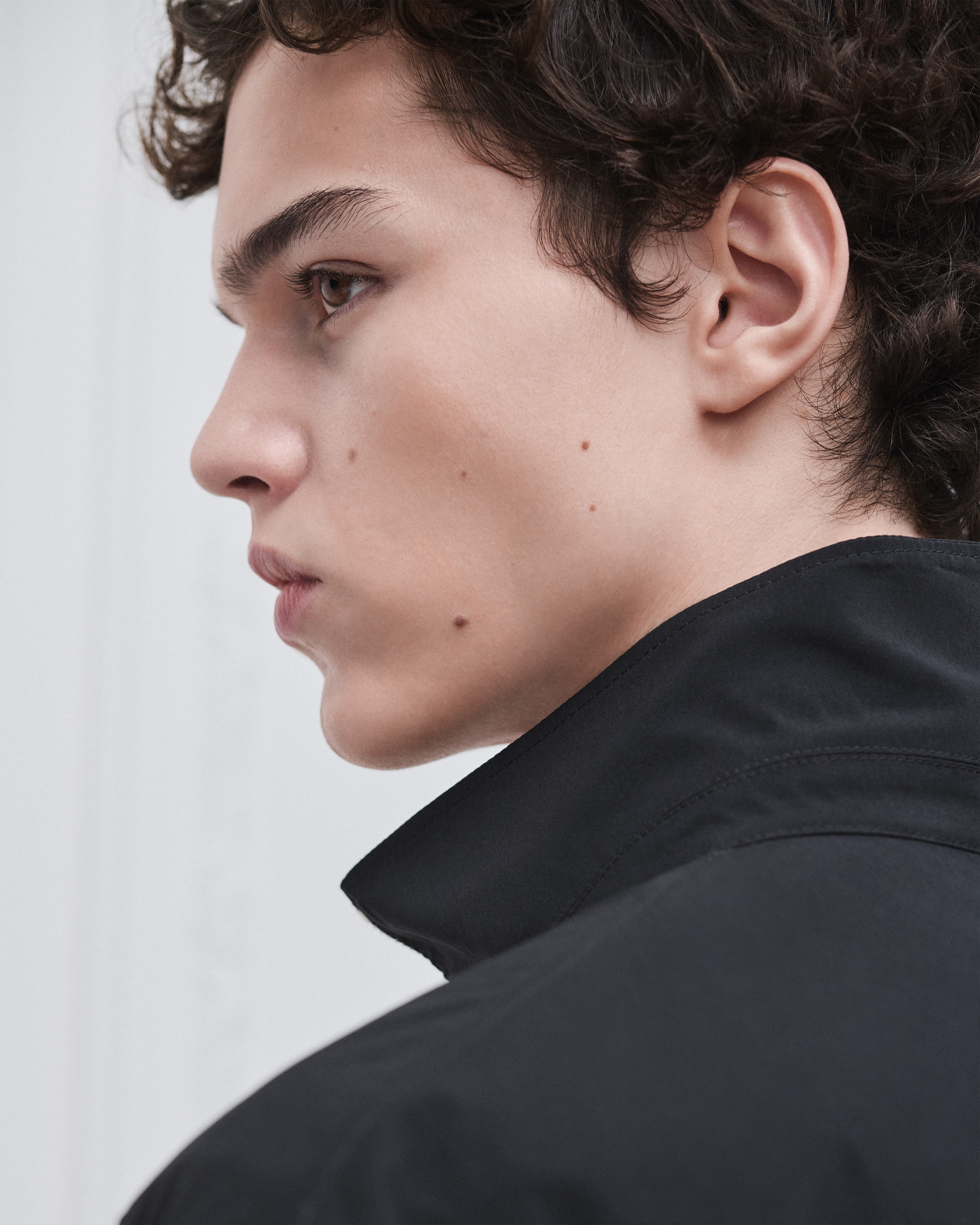 look_image_alt_prefix Shirt met rits en Dior Montaigne-borduursel Zwarte technische stof E04