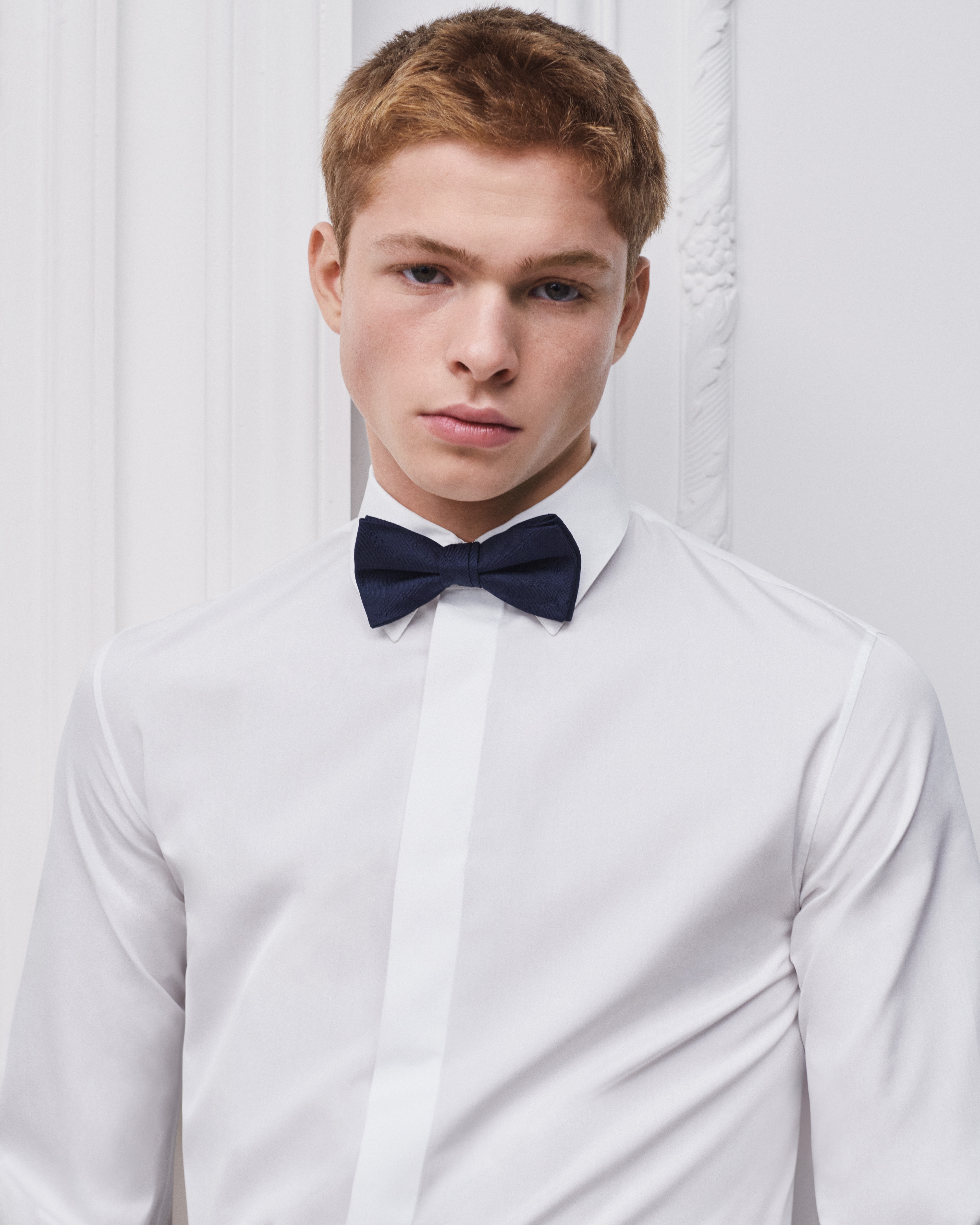 look_image_alt_prefix 鈴蘭領結 海軍藍絲綢 E35