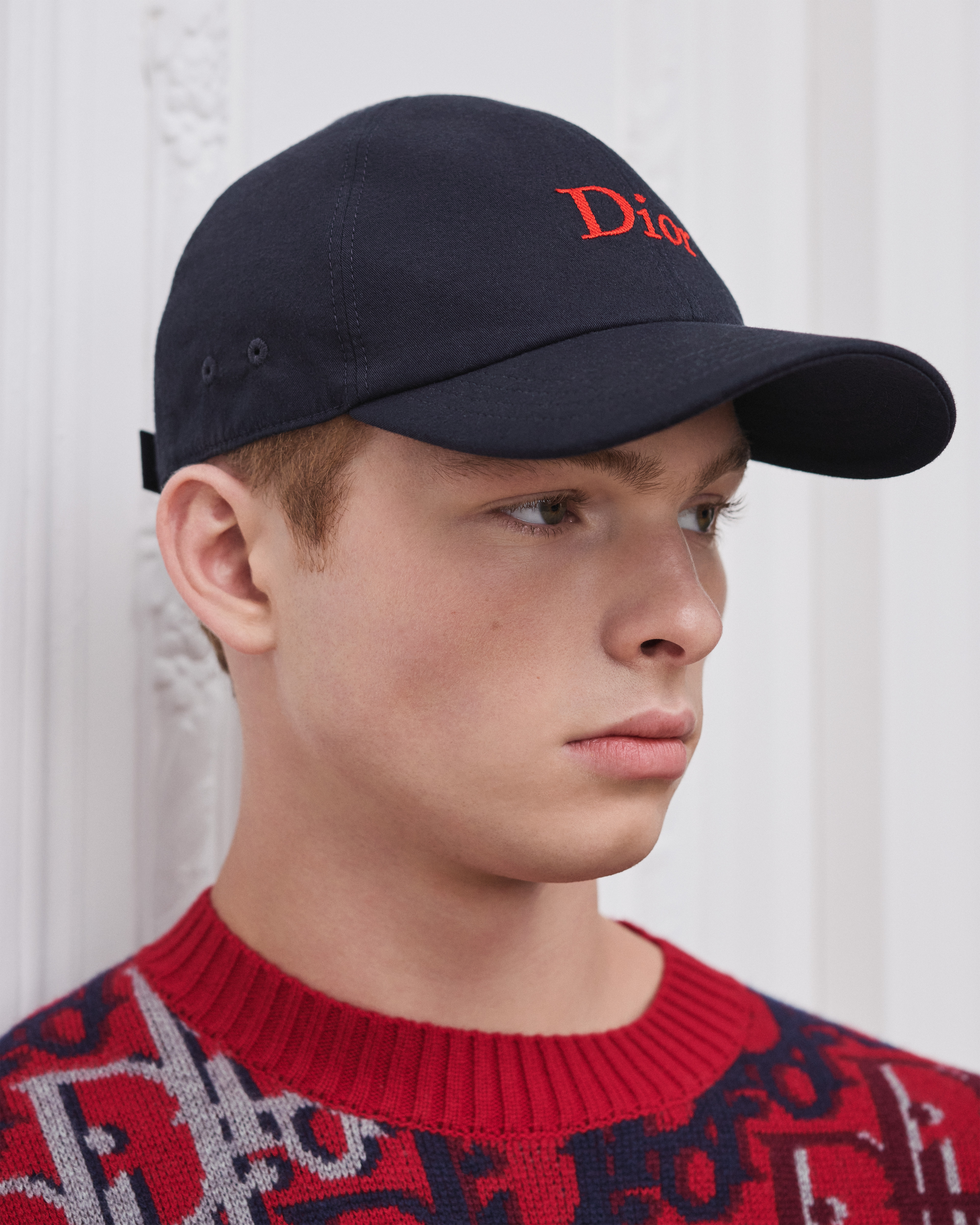 قبعة Dior قماش كانفاس قطني باللون الأزرق العميق E26