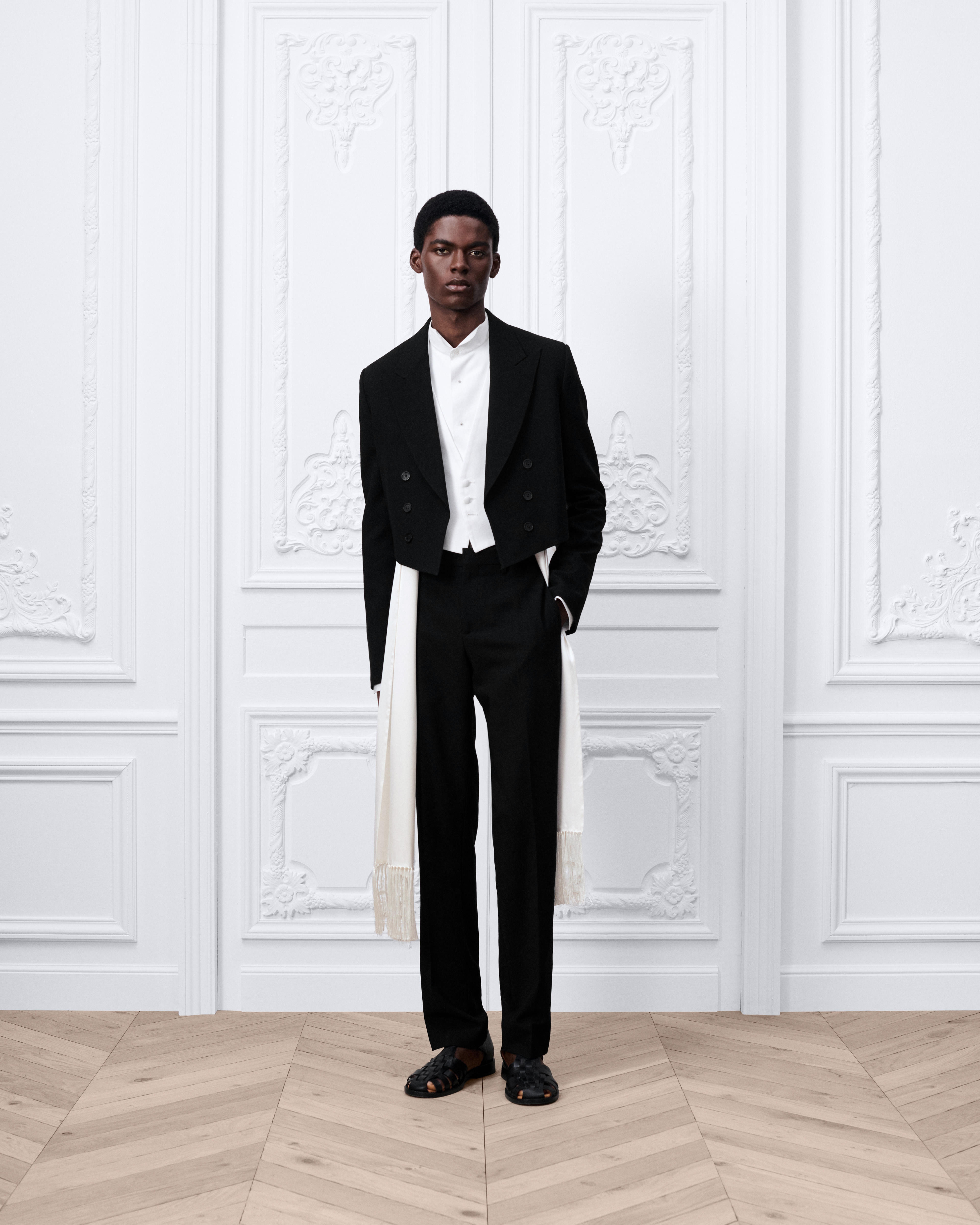 look_image_alt_prefix Jaqueta cropped Lã virgem preta E08