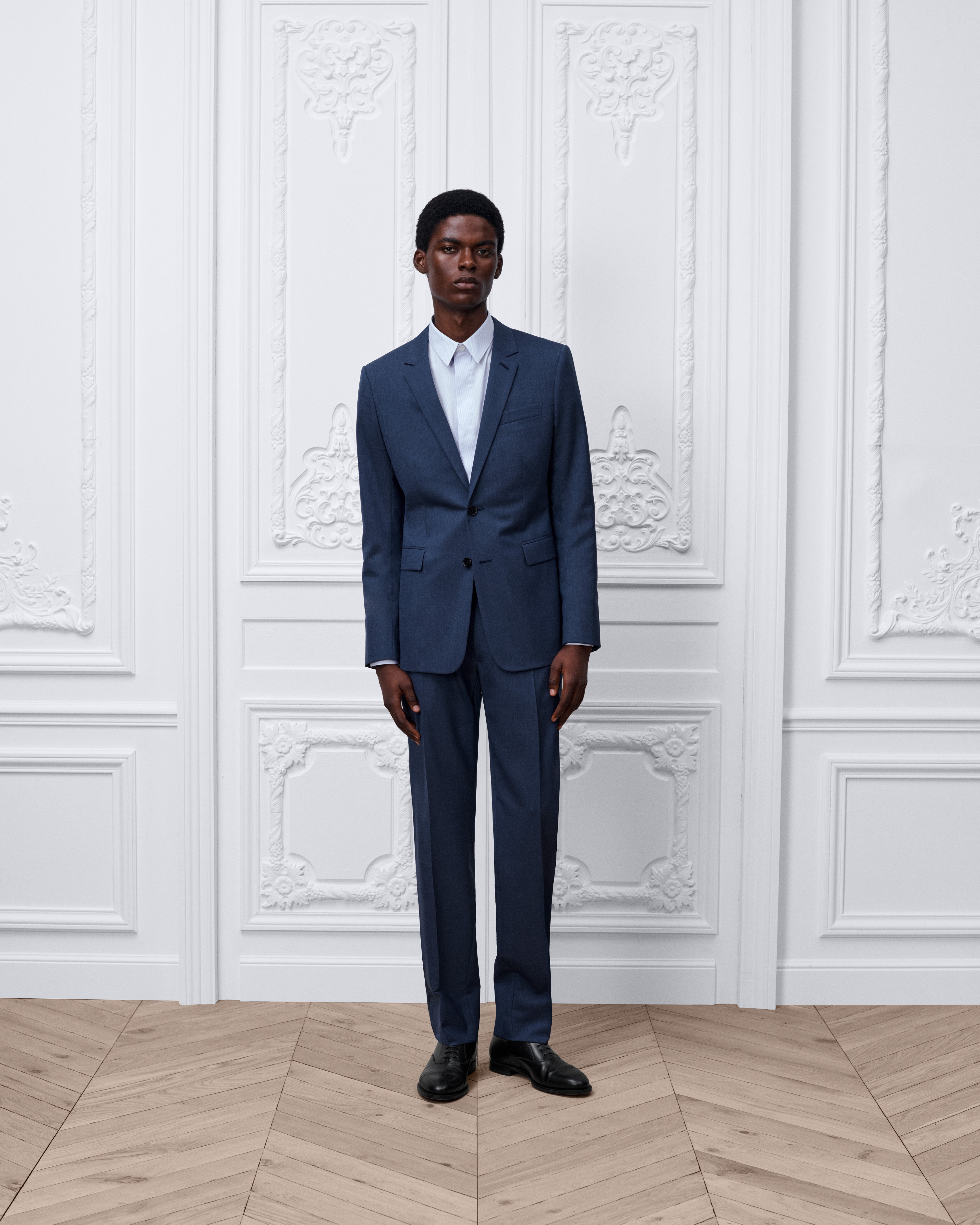 Costume classique Toile de laine vierge bleue E02