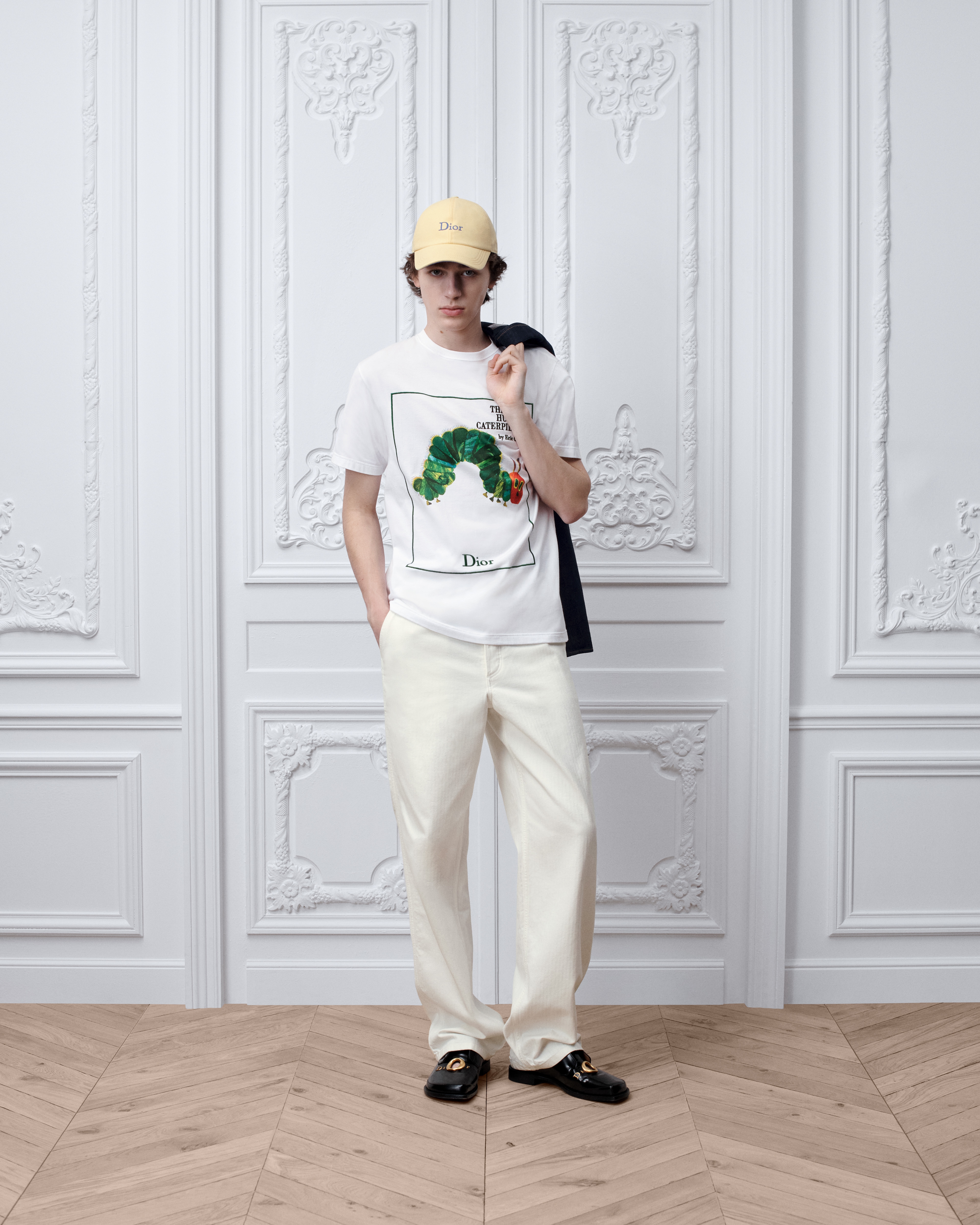 T-Shirt with Book Cover Embroidery, Relaxed Fit White Cotton Jersey E08