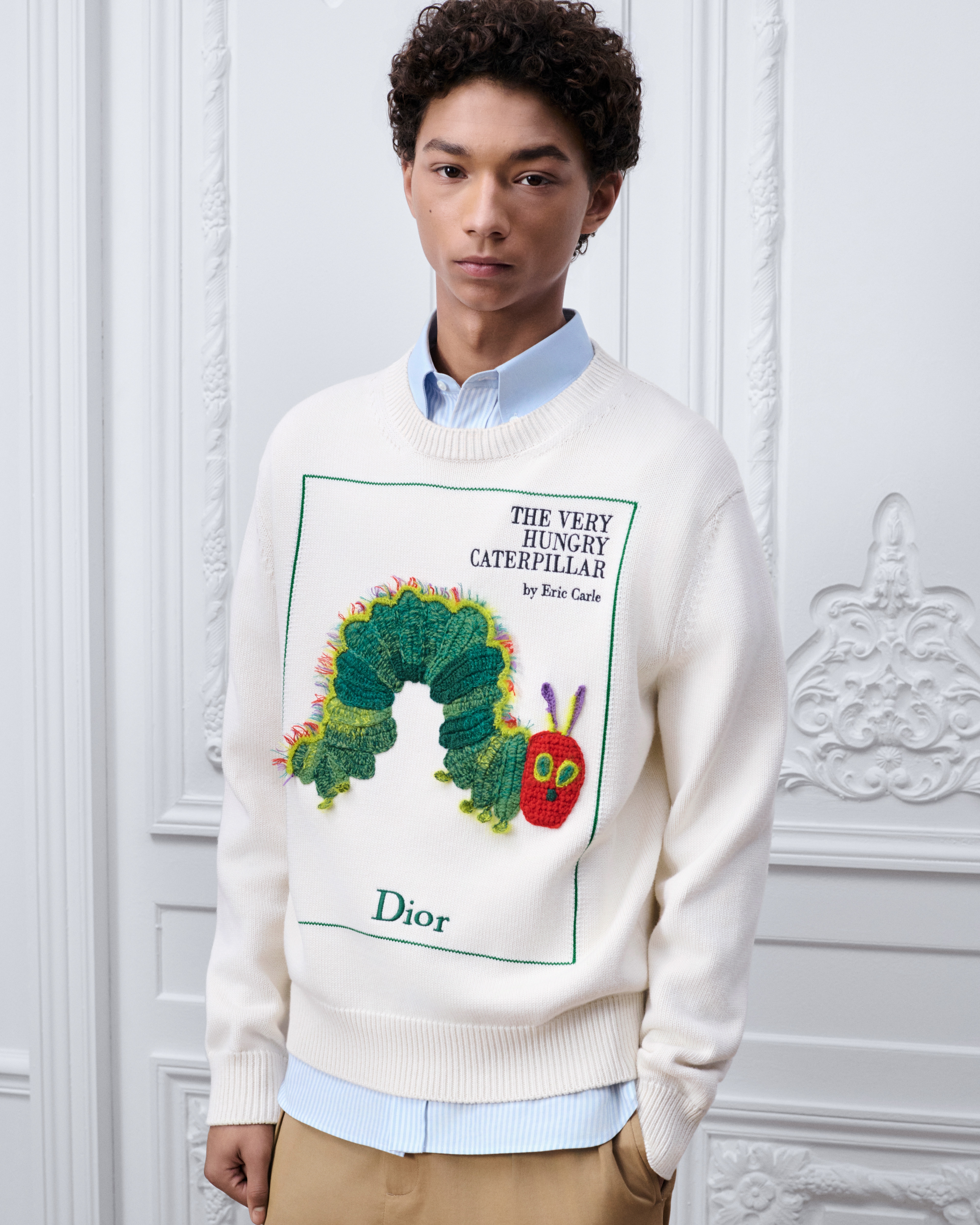 Sweater with Book Cover Embroidery White Cotton and Wool Intarsia E07