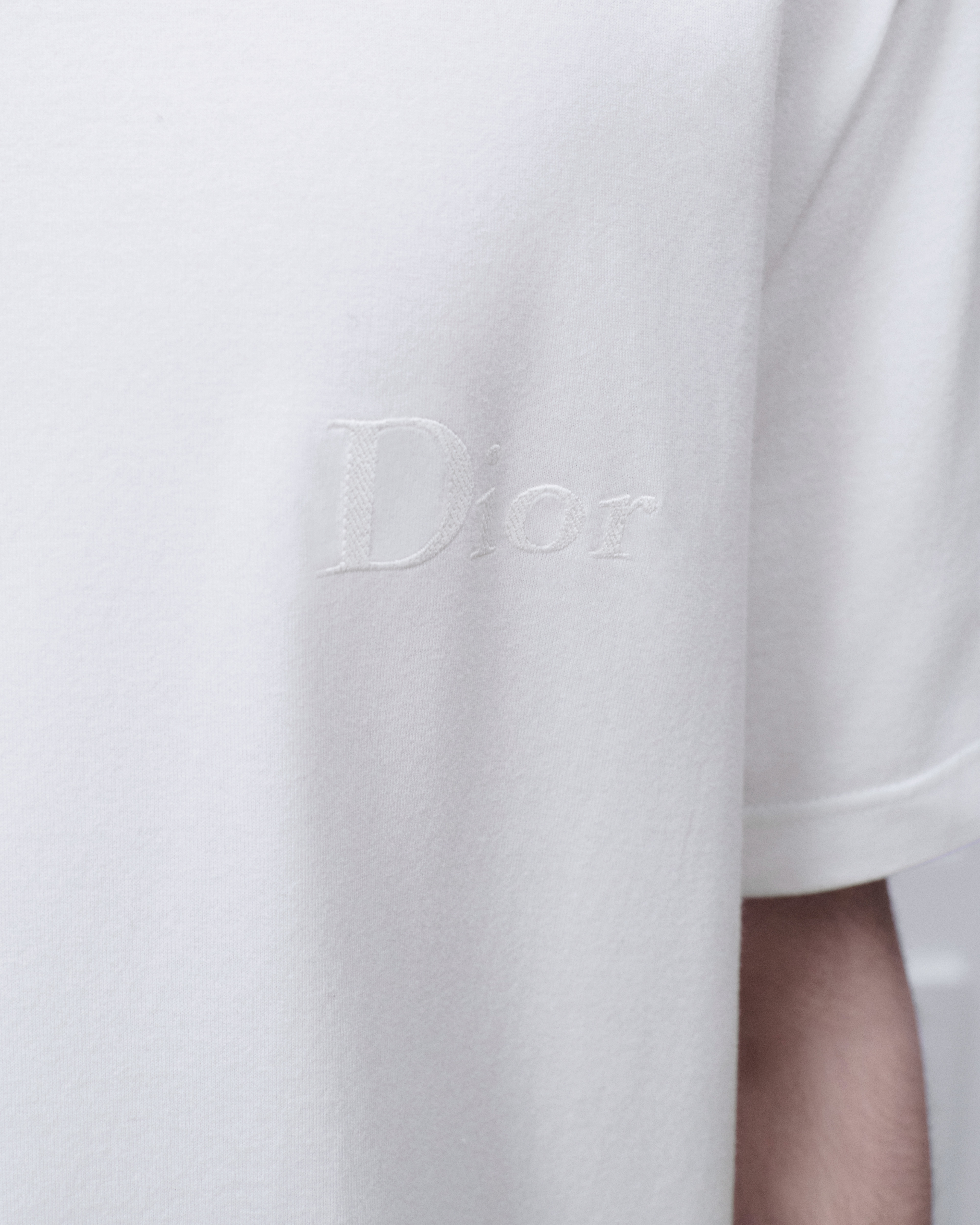 T-shirt con ricamo Dior, vestibilità comoda Jersey di cotone bianco E10