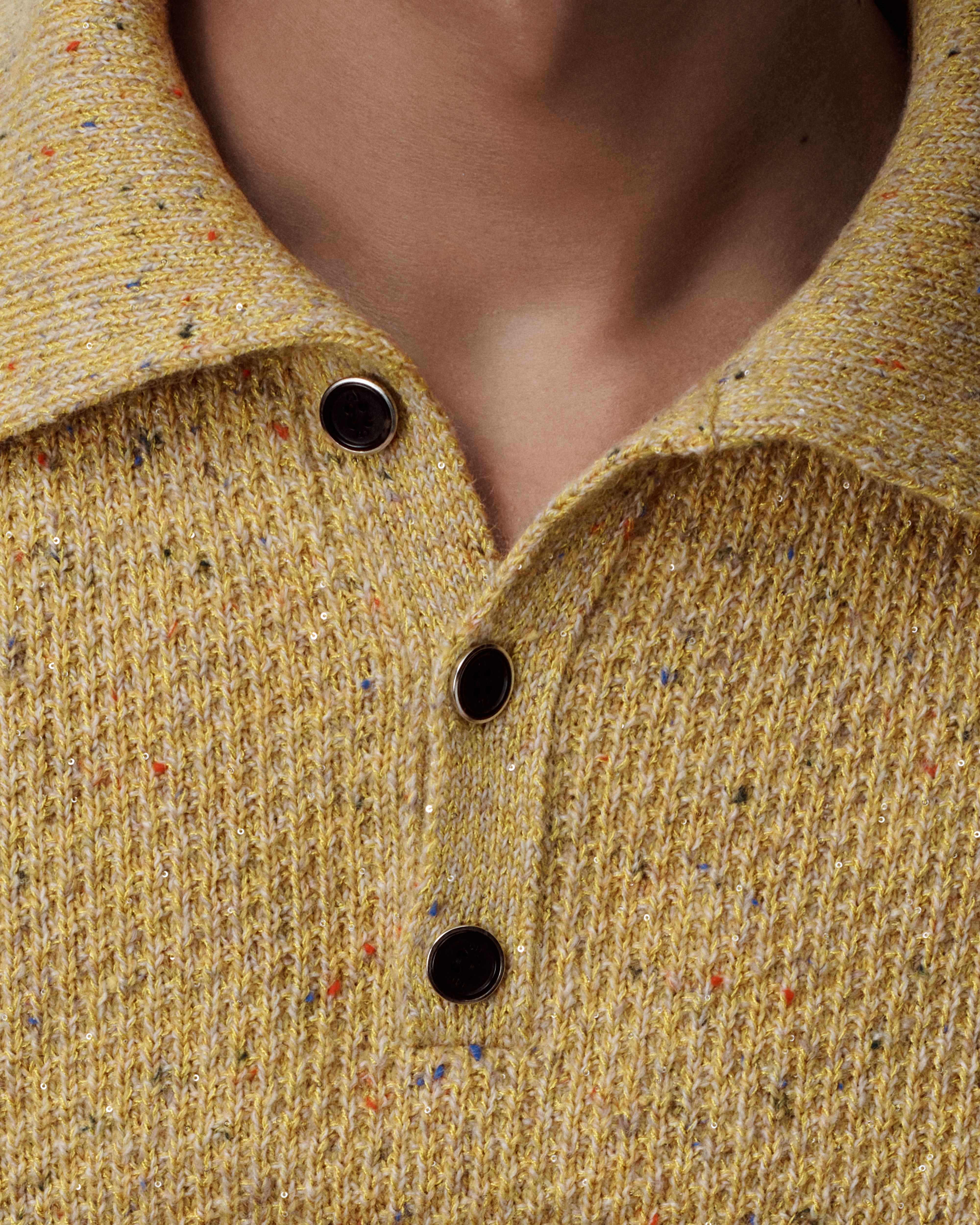 Suéter con cuello abotonado, corte regular Punto de mezcla de lana virgen, cachemira y mohair con efecto tweed amarillo E10