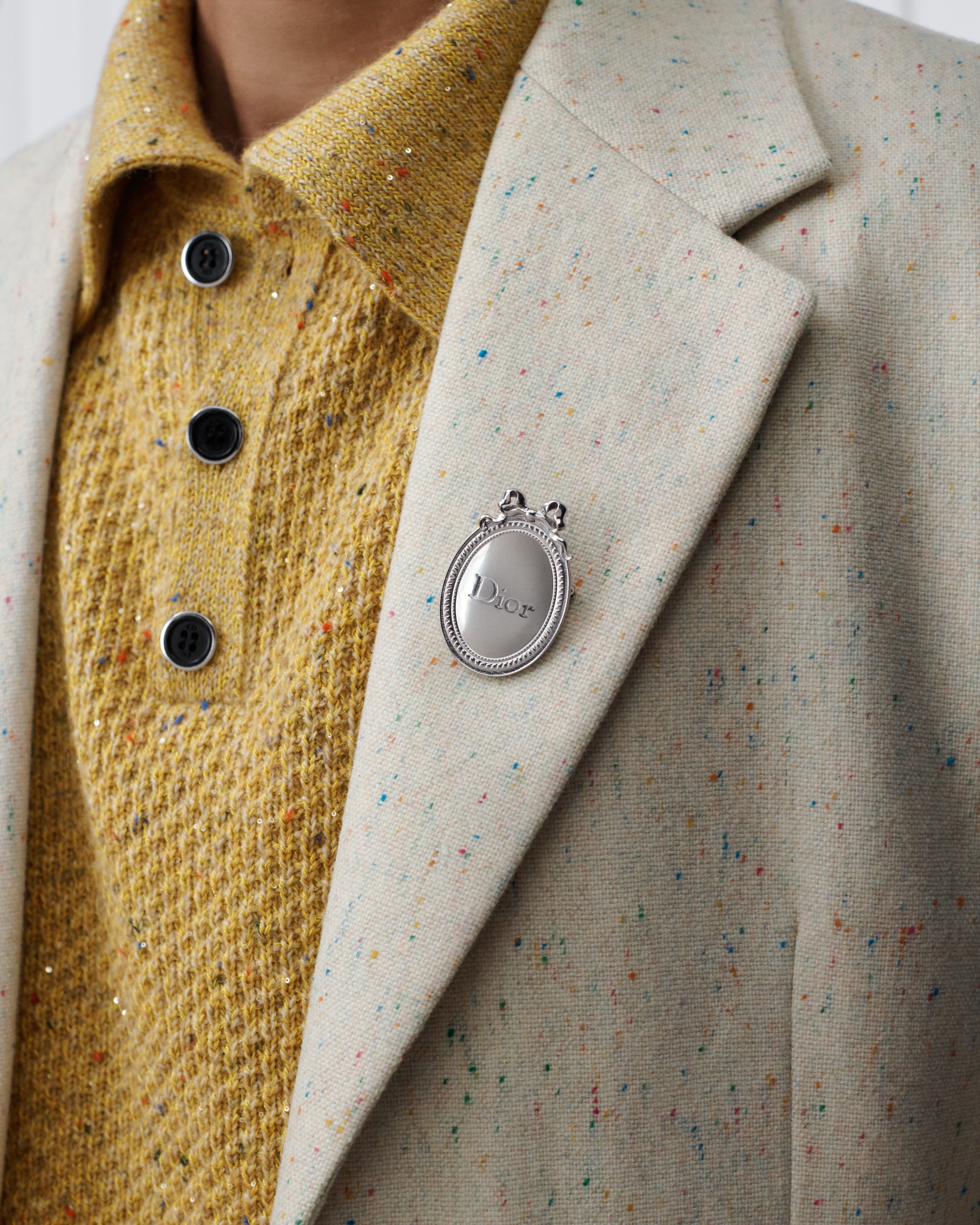 Dior Médaillon Brooch Silver-Finish Brass E39