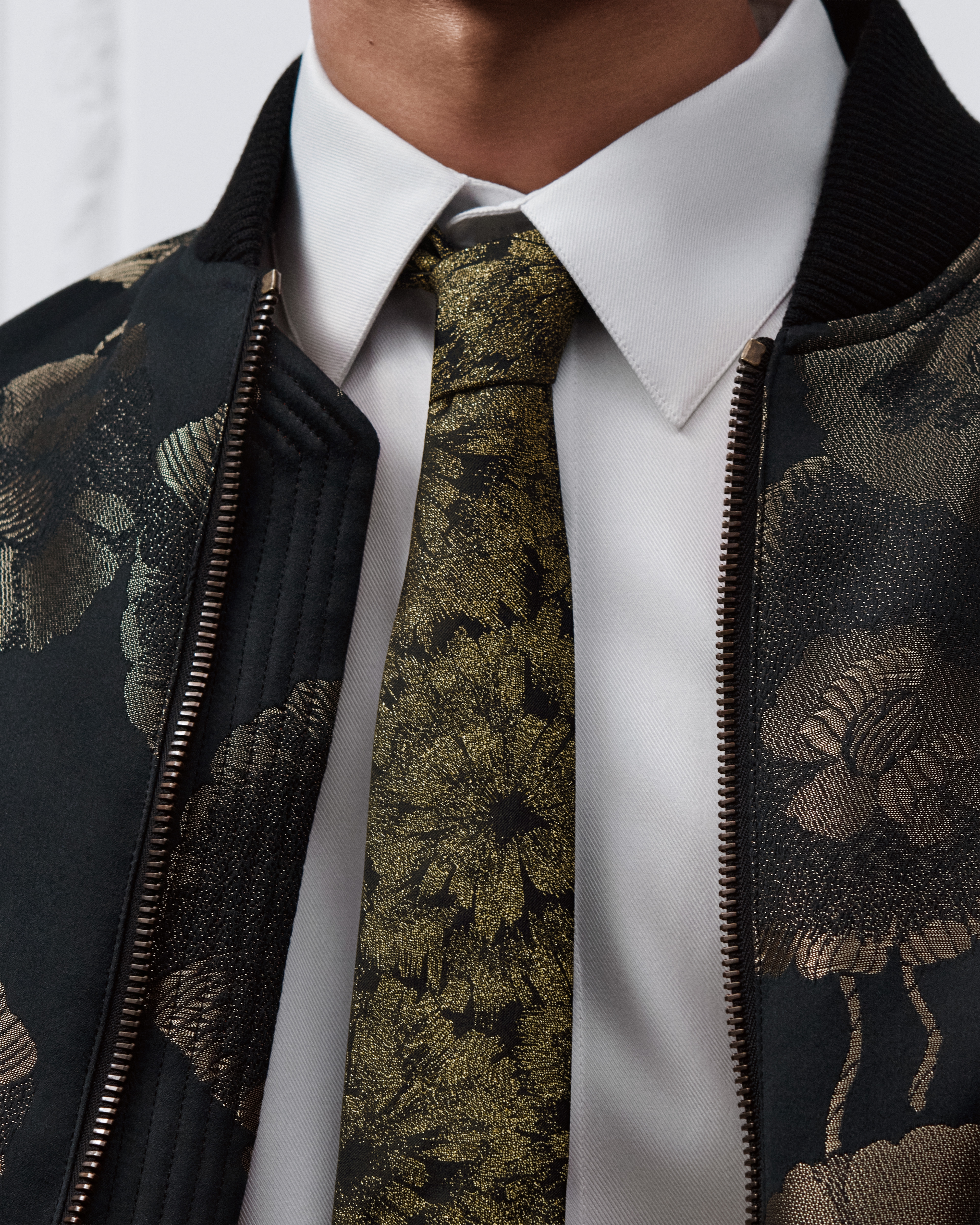 Dior Byzance Tie Black and Gold-Tone Silk Blend E36