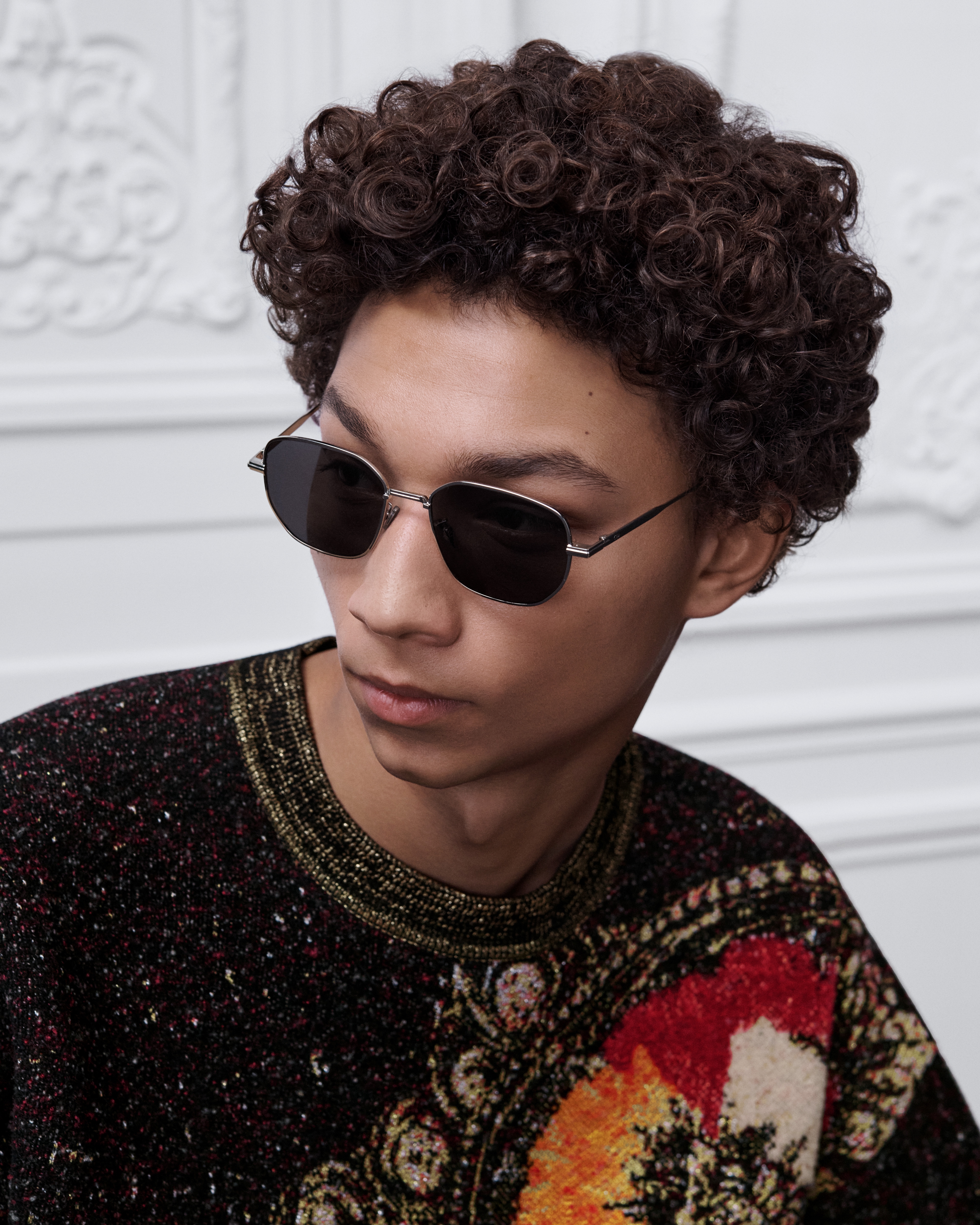 DiorBlackSuit S22U Lunettes de soleil carrées grises E29