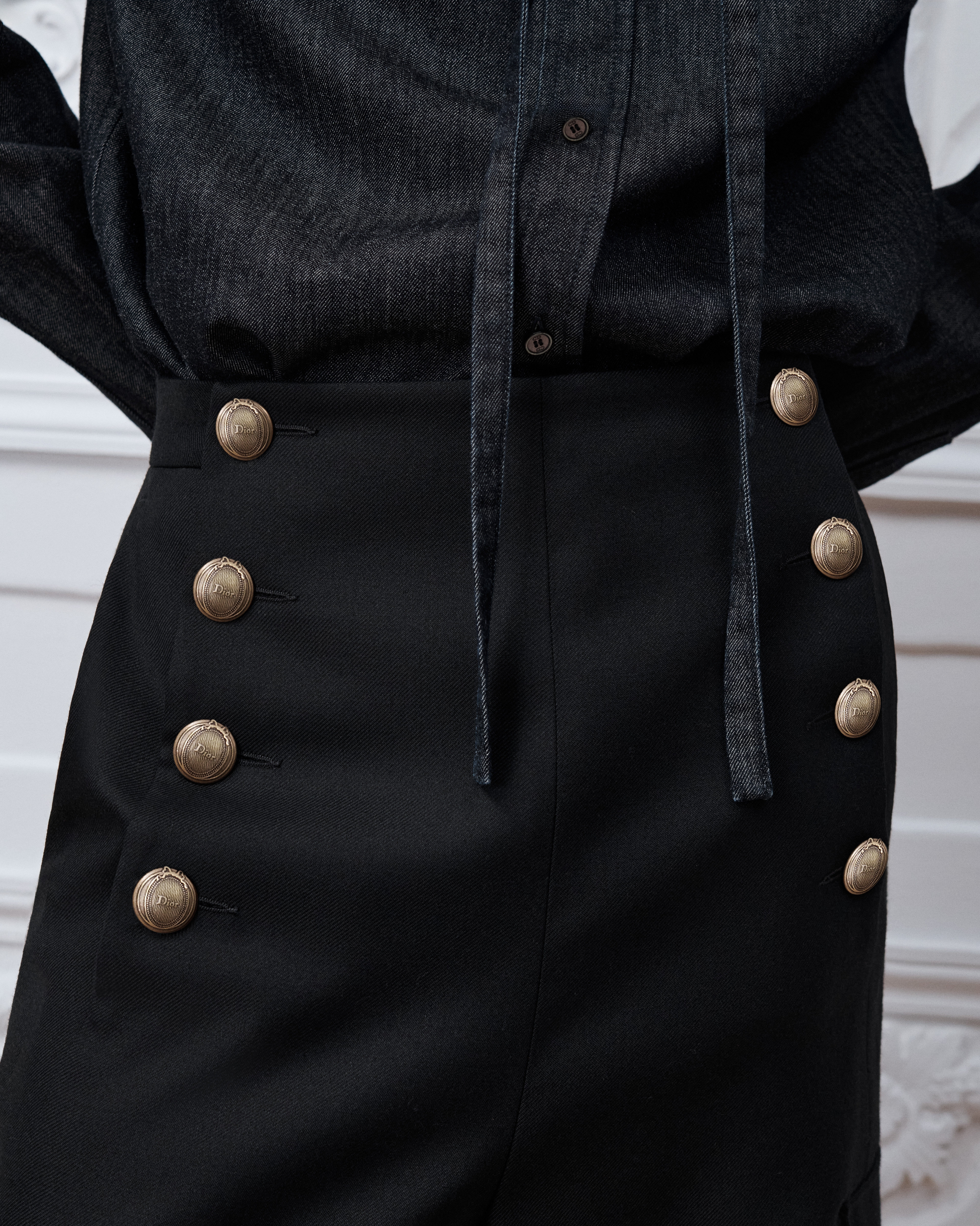 Pantalones de corte ancho con botones Dior Médaillon Drill de lana negro E16