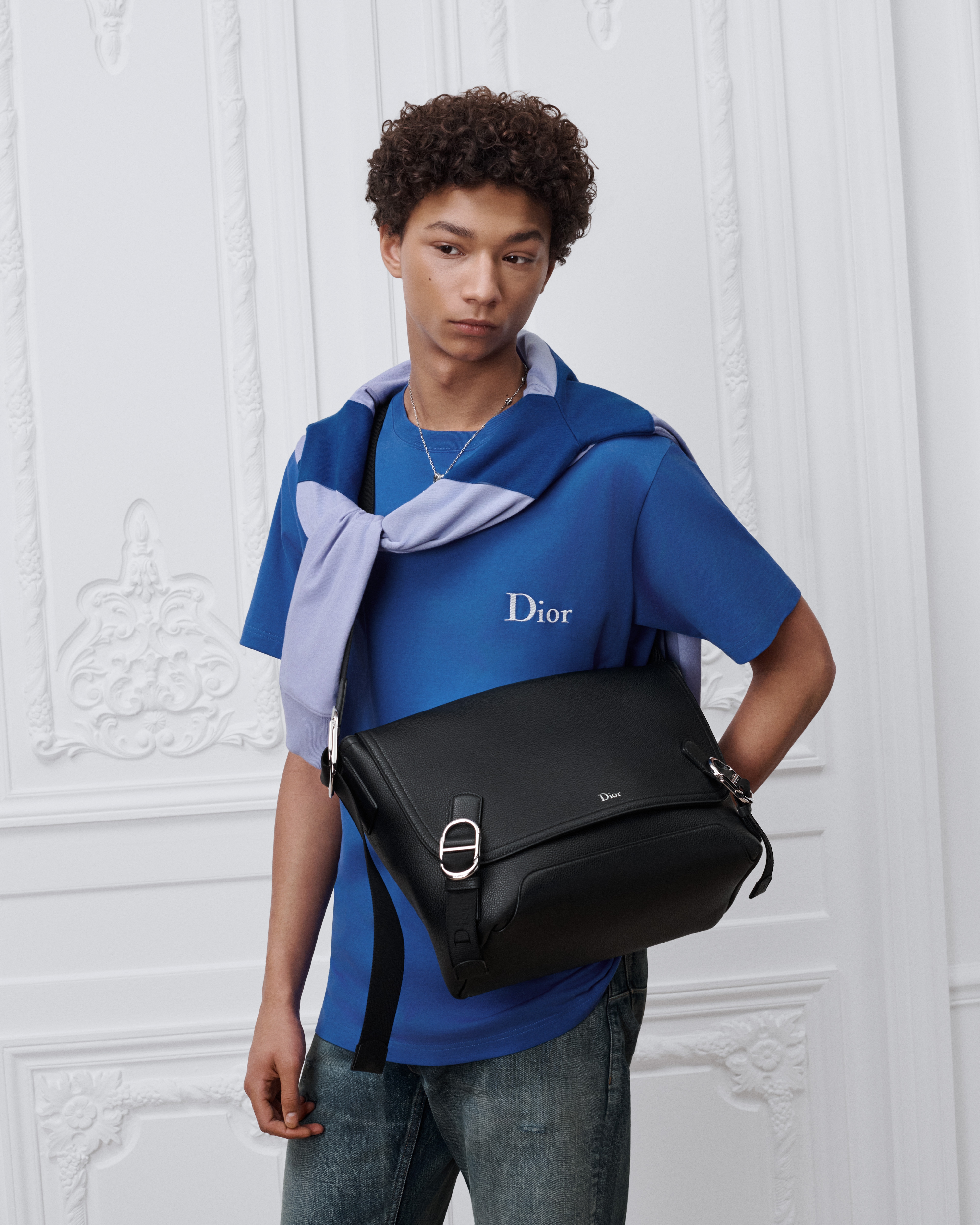 Sac Messenger à rabat Dior Jett Medium Cuir de veau grainé noir E19