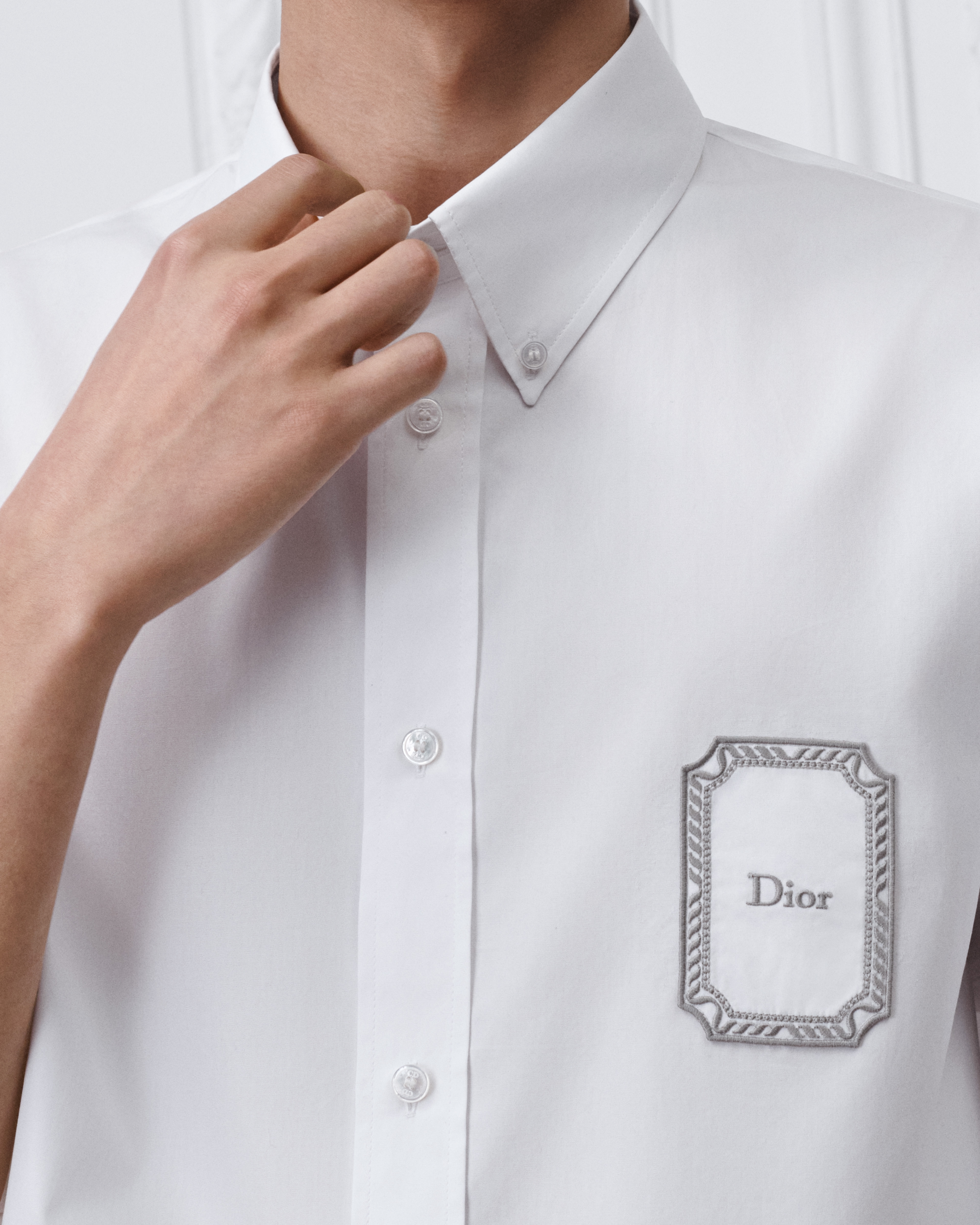 Camisa de manga corta con parche Dior Médaillon Popelina de algodón blanca E10