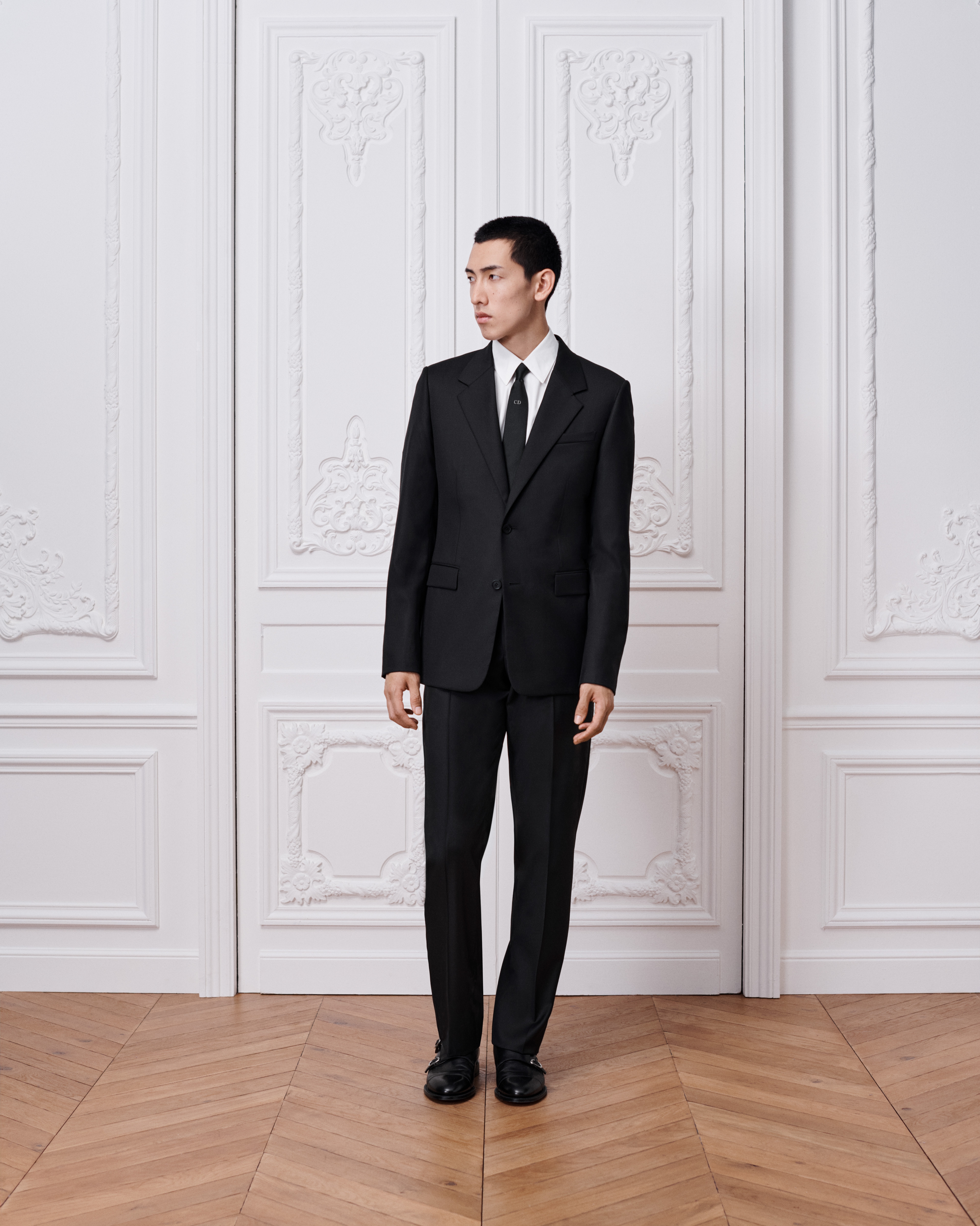 Classic Suit Black Virgin Wool Twill E02