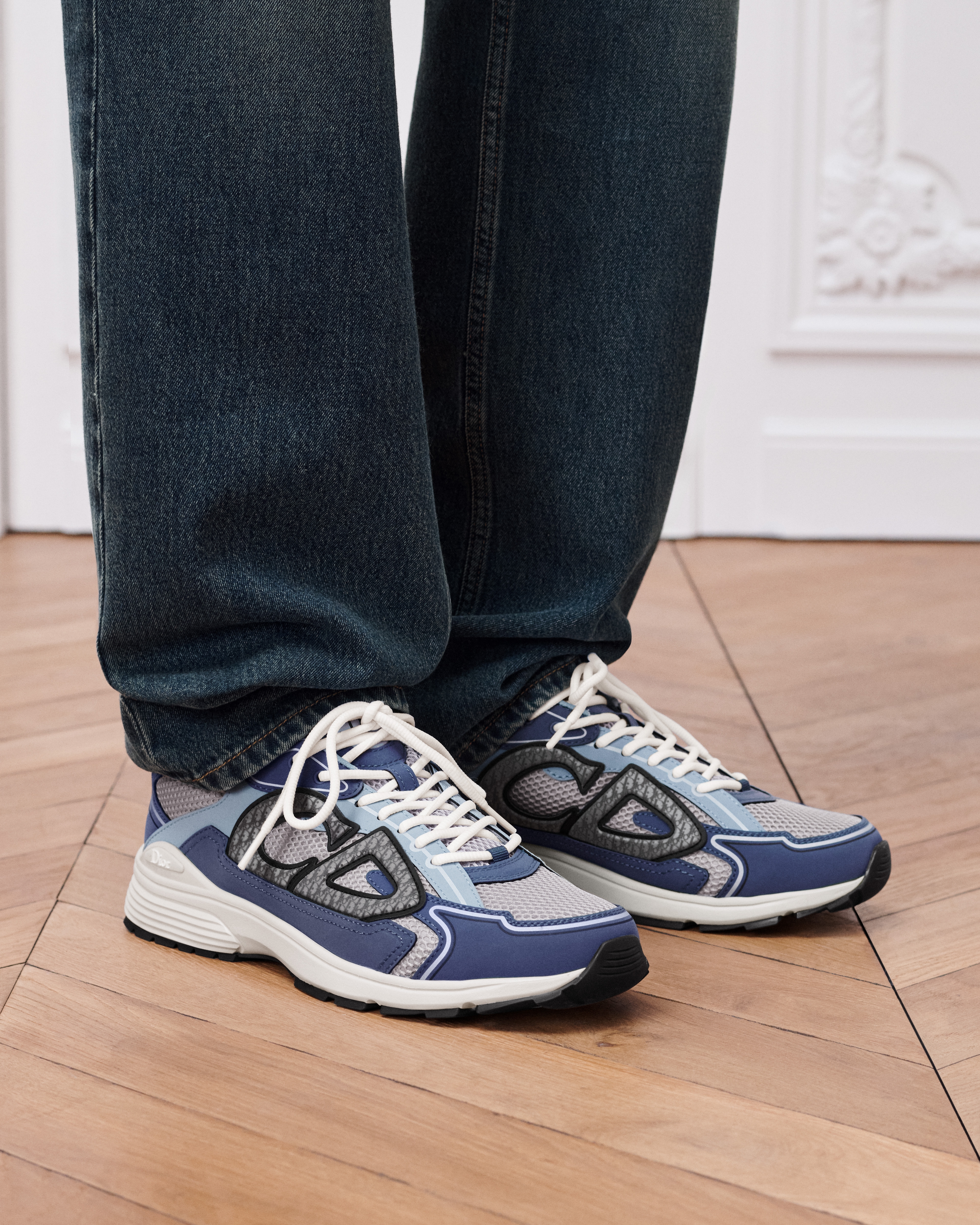 Sneaker B30 Countdown Tejido técnico de malla gris con tejido técnico azul marino y azul E23