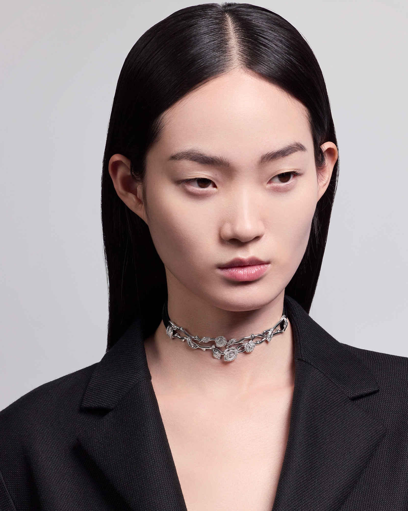 Rose Dior Bagatelle チョーカー ホワイトゴールド & ダイヤモンド E01