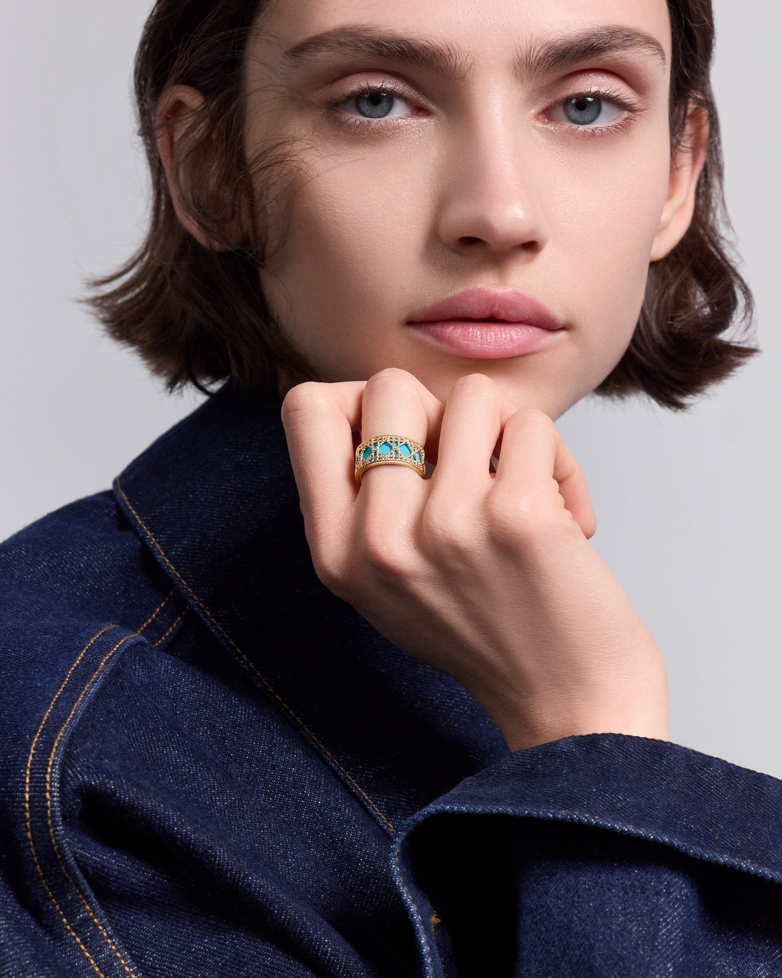 Look Bague My Dior Or jaune et laque E01