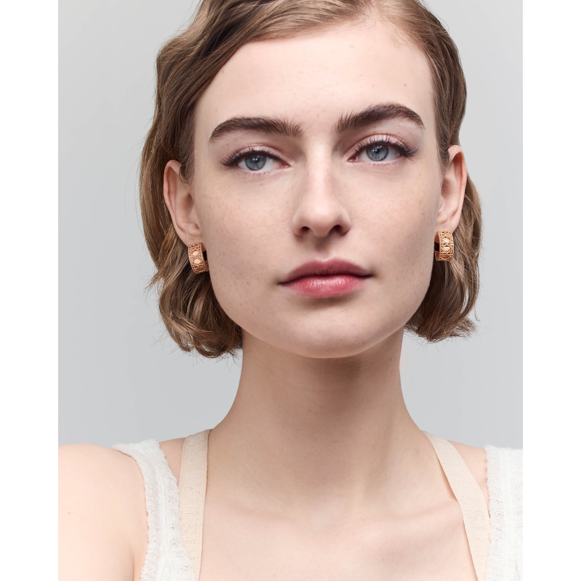 look_image_alt_prefix أقراط الأذن My Dior ذهب زهري E01