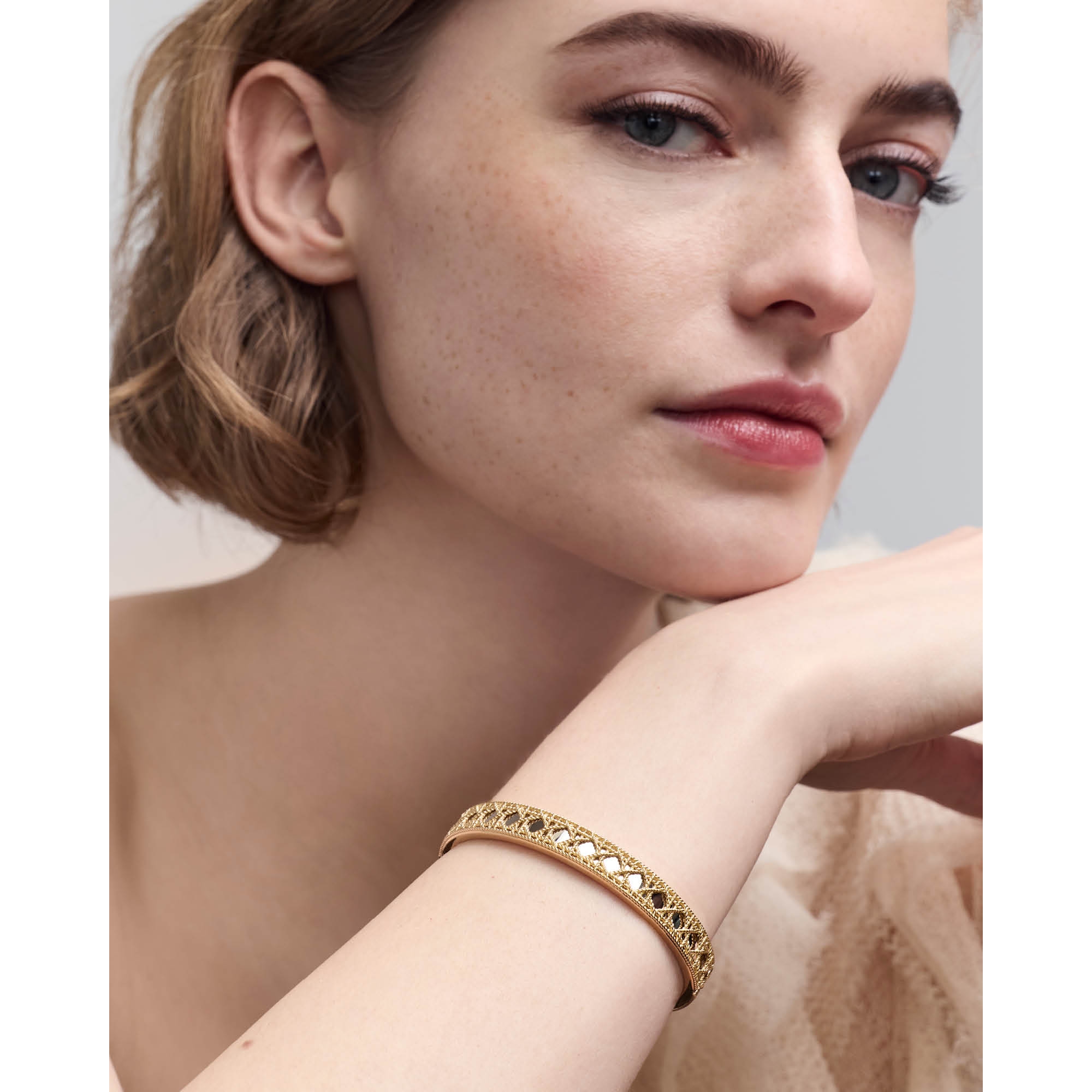 Look My Dior Bracelet Yellow Gold and White Gold E01
