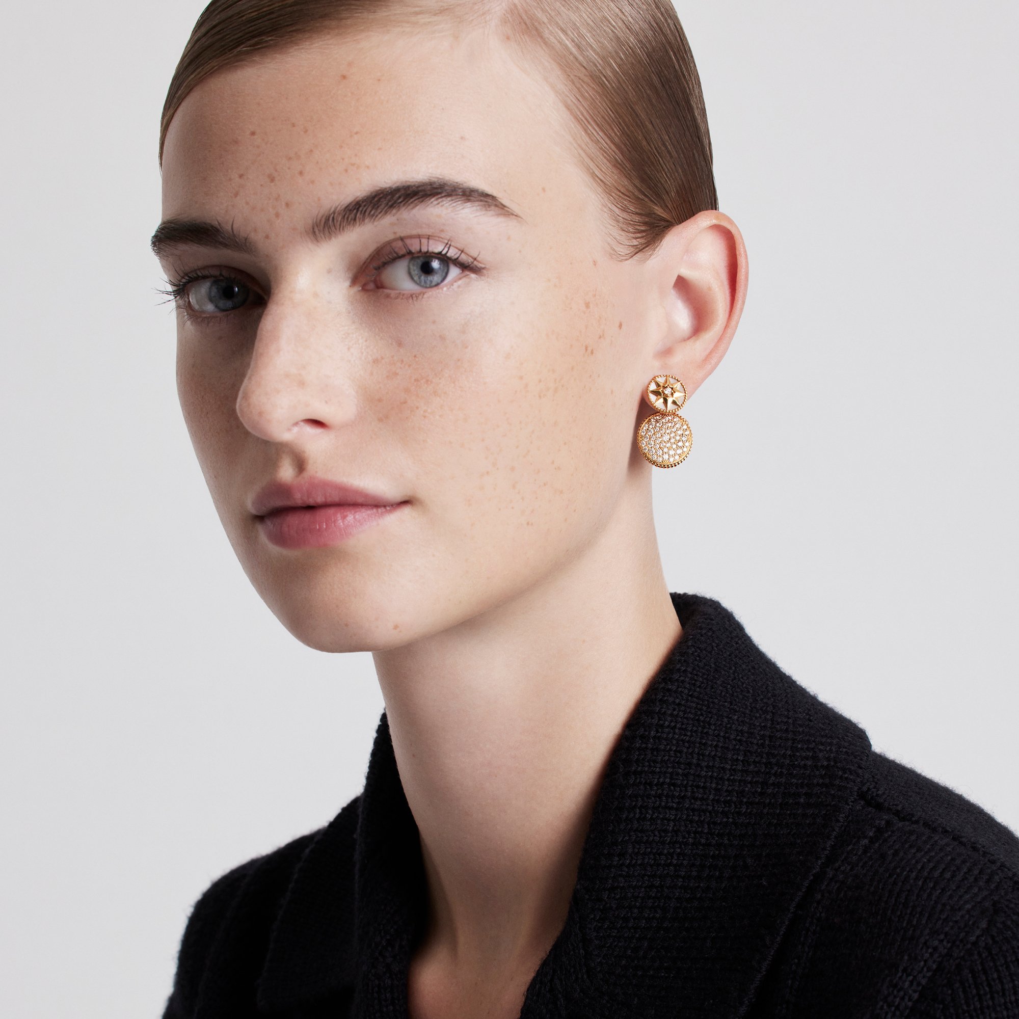 aria_look Rose des Vents Single Earring Profile view