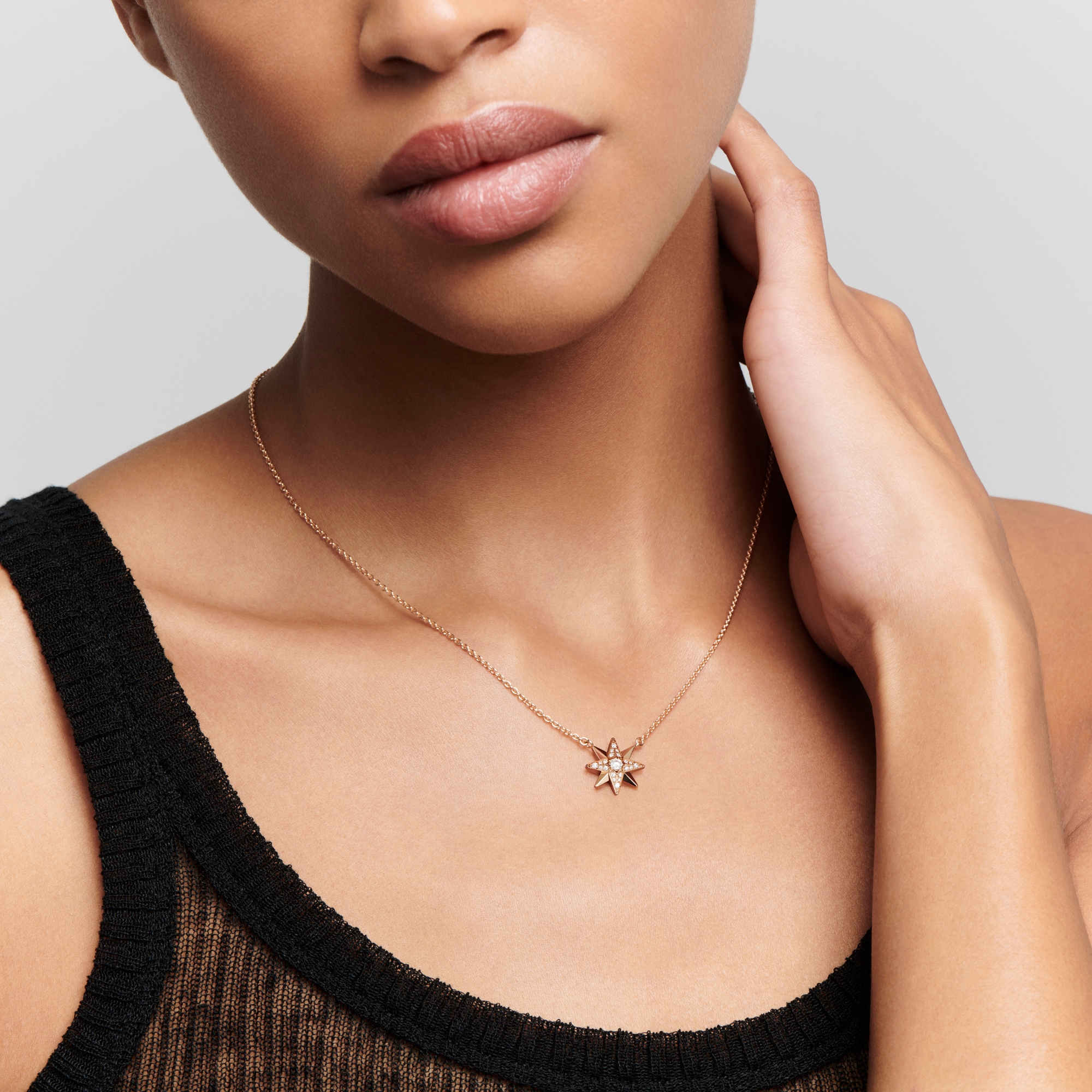 Look Collier Étoile des Vents Or rose et diamants E01