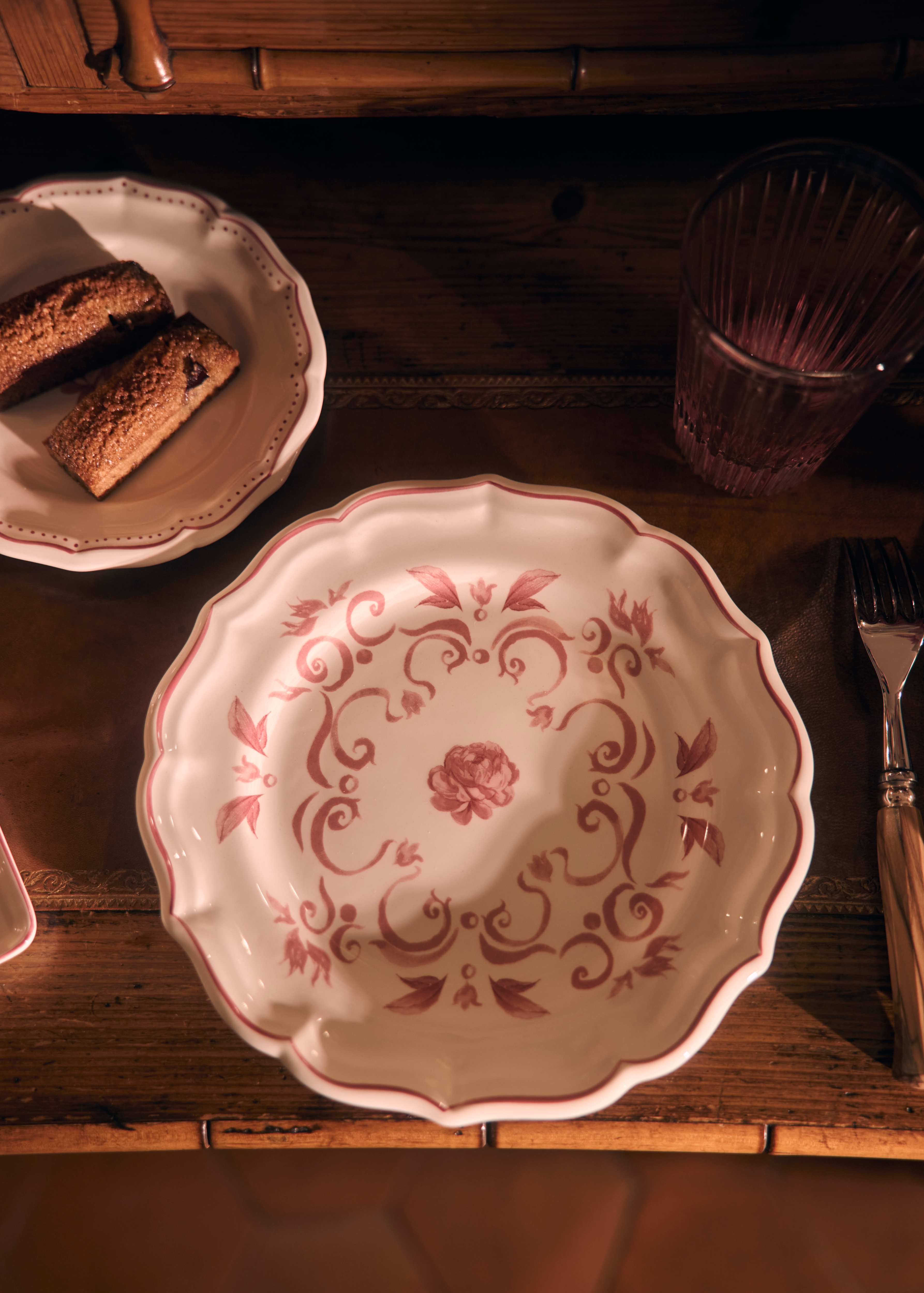 look_image_alt_prefix Plato para postre Cerámica con motivo de rosas E03