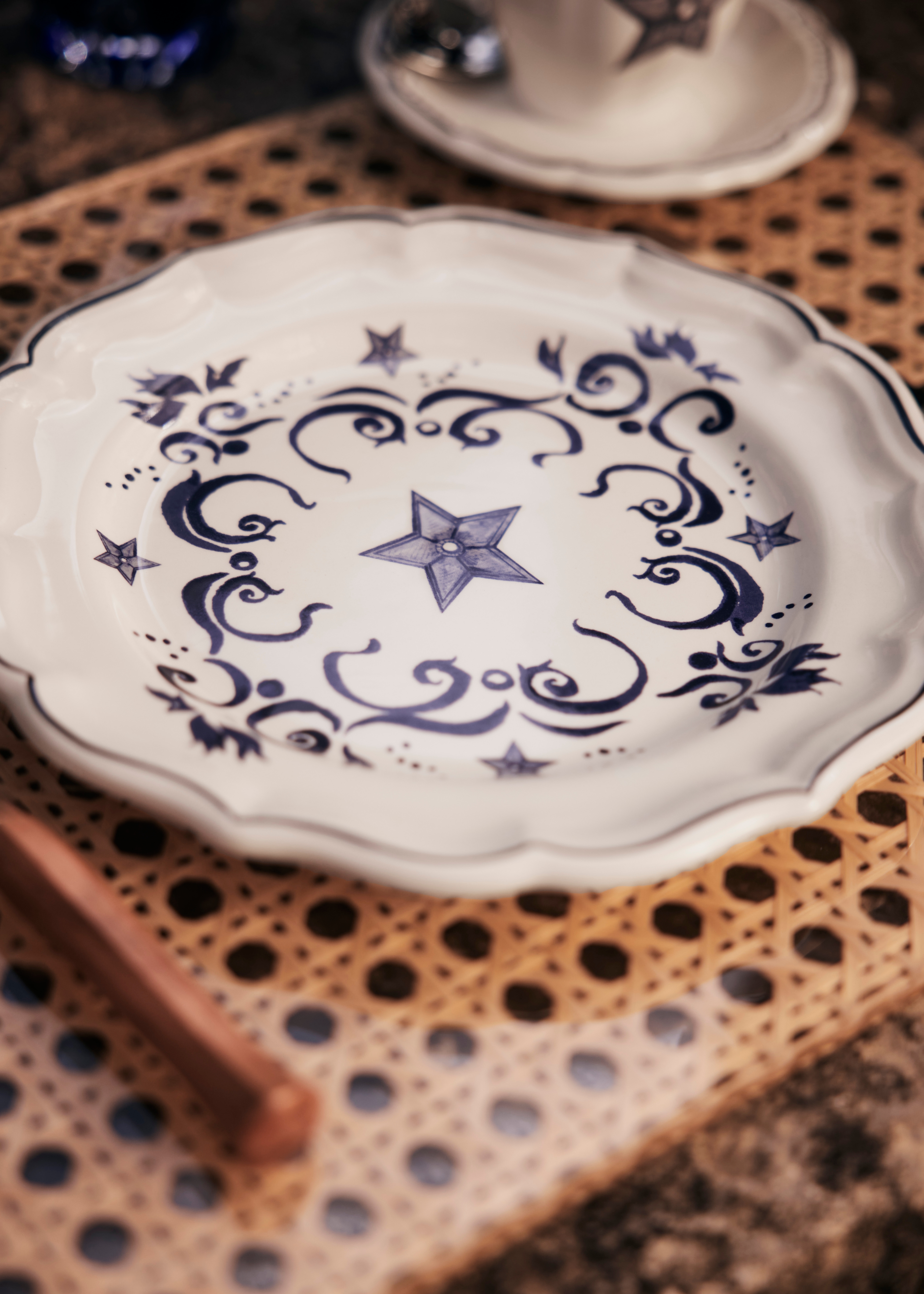 디저트 접시 별 모티브 세라믹 E02