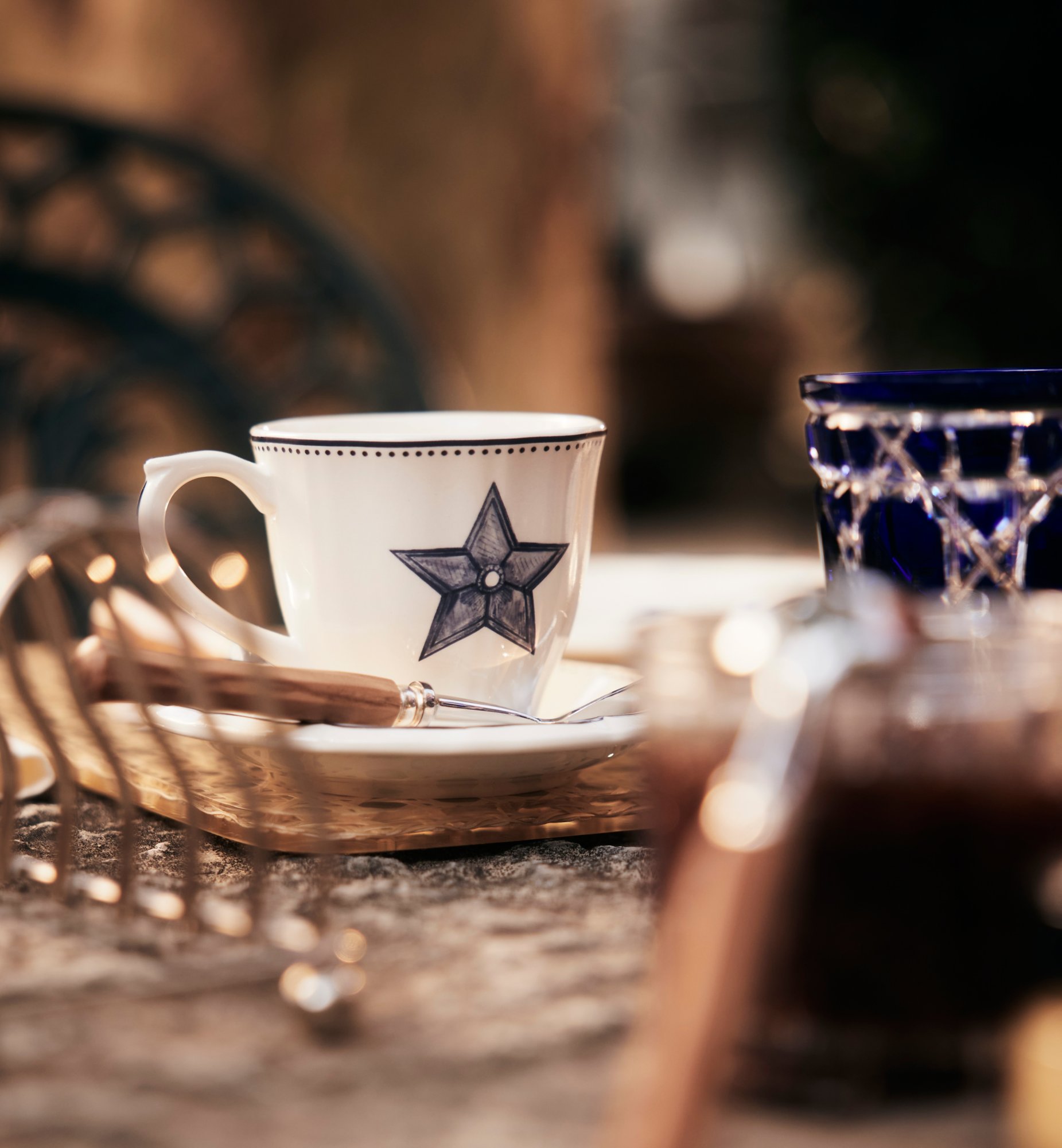 aria_look Tea Saucer Unfolded view